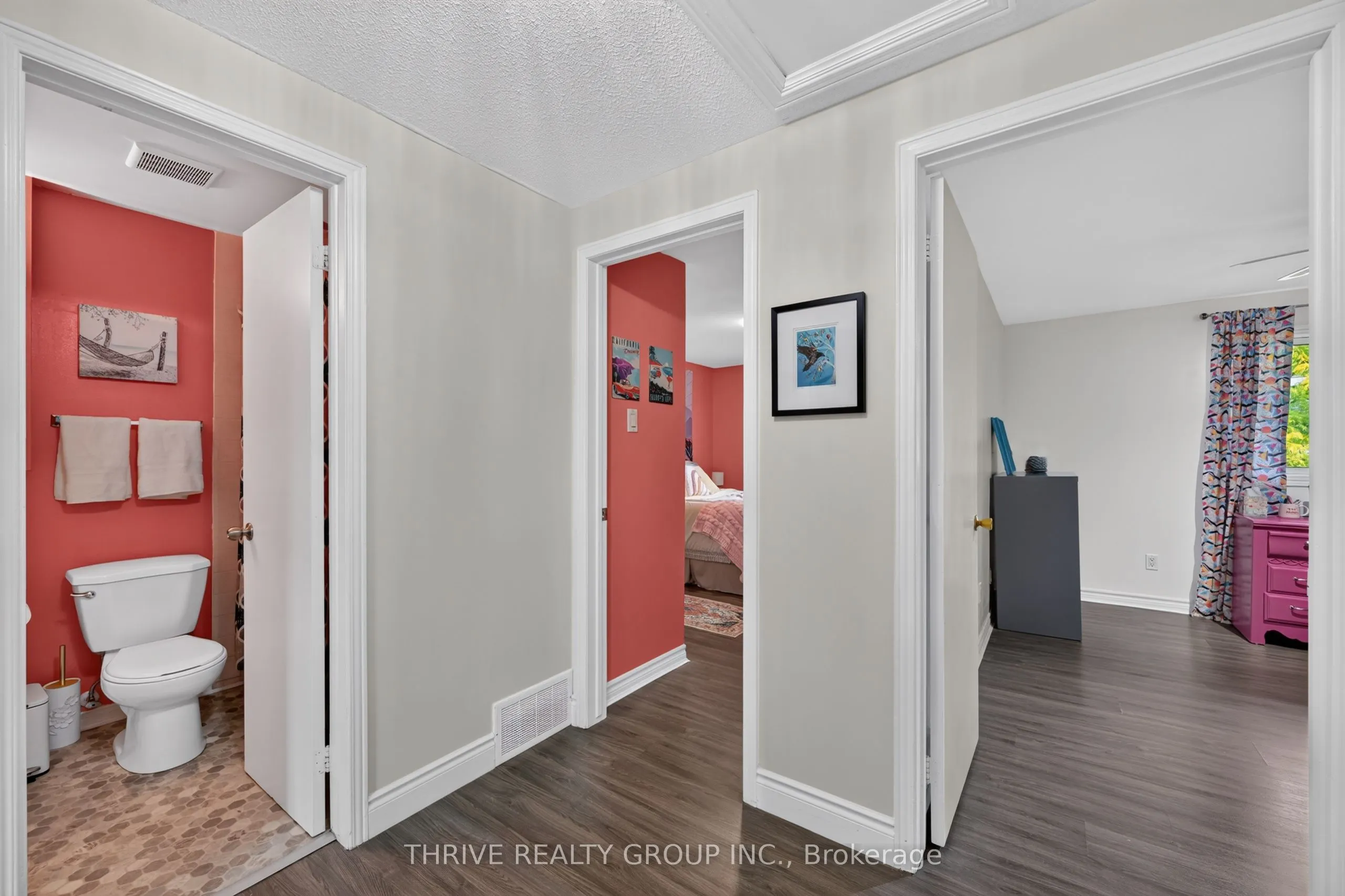 300 Sandringham Crescent #34