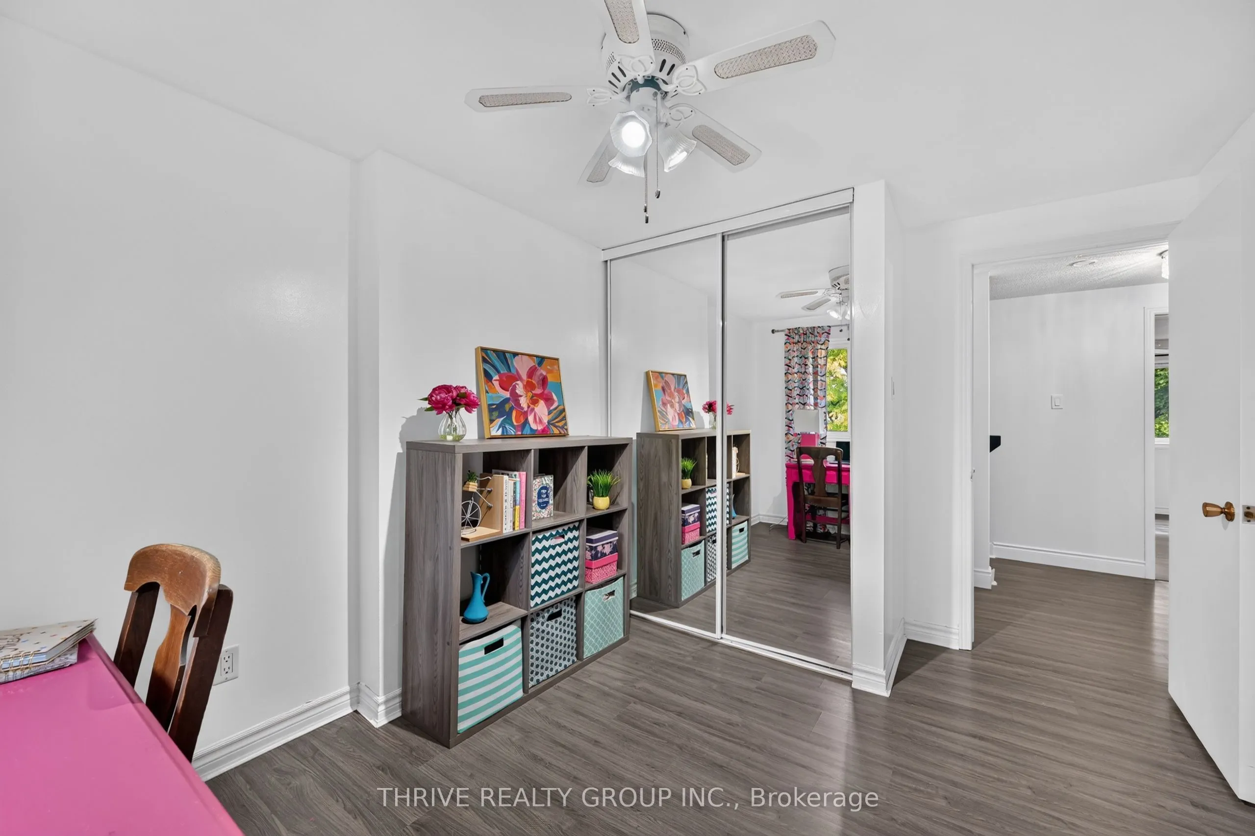 300 Sandringham Crescent #34