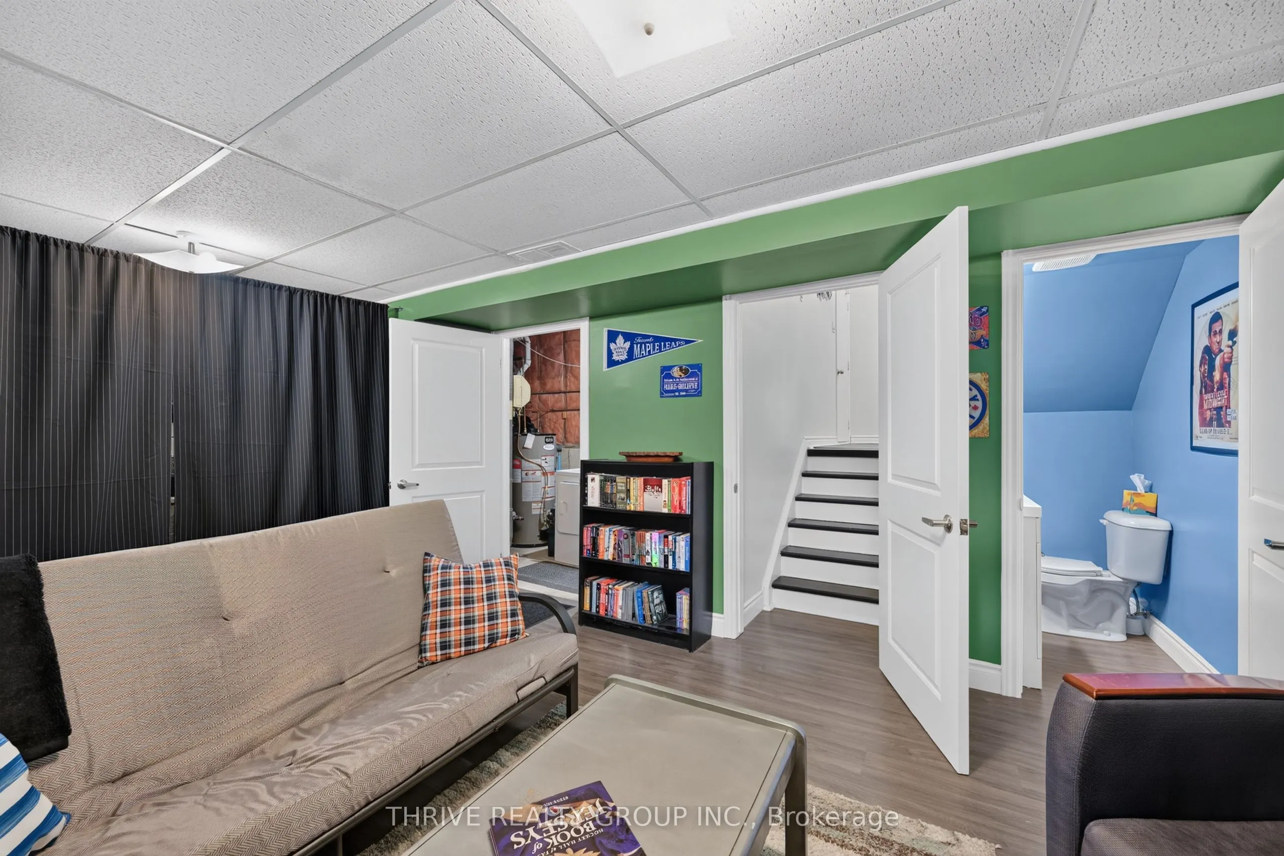 300 Sandringham Crescent #34