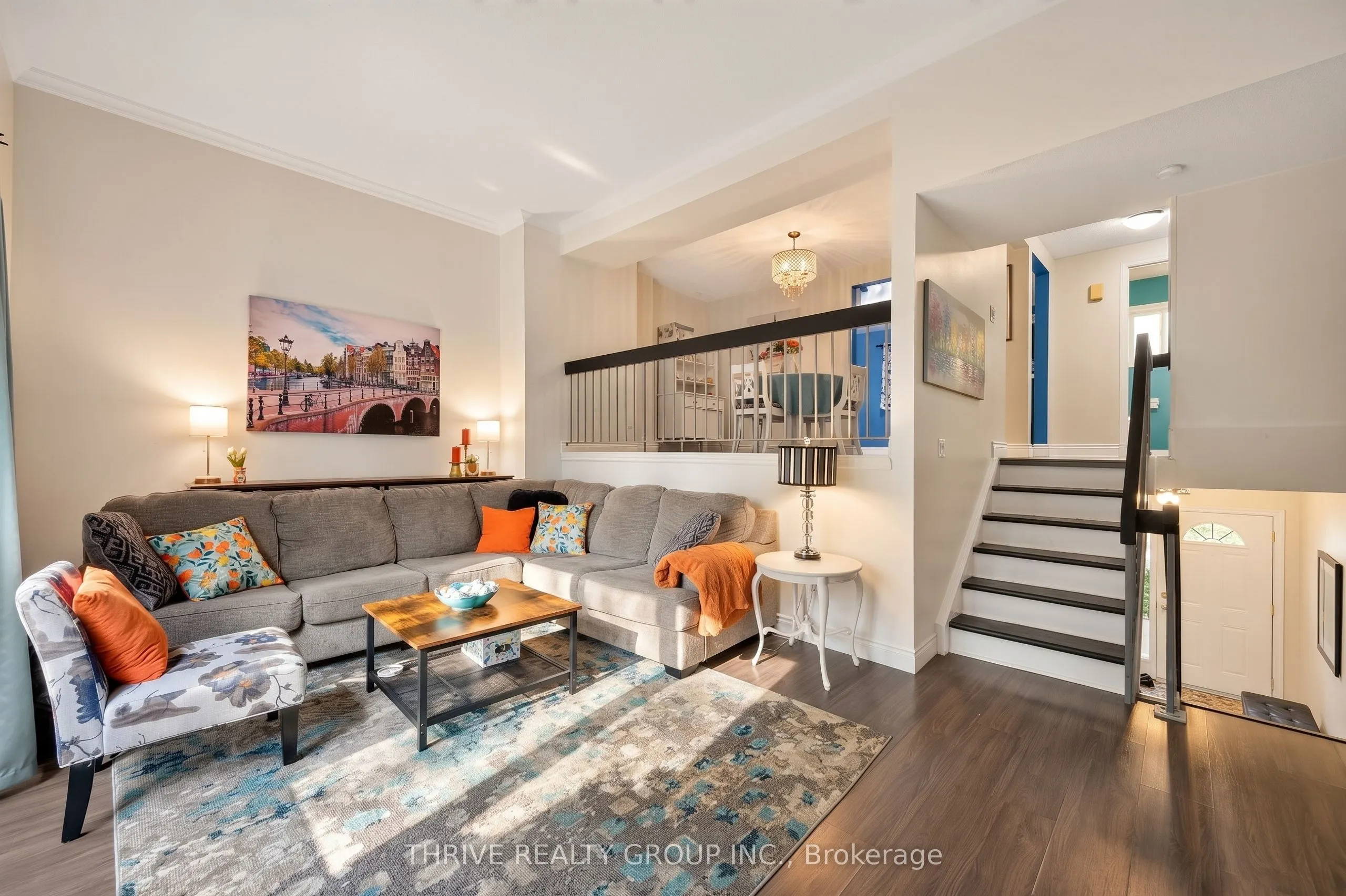300 Sandringham Crescent #34