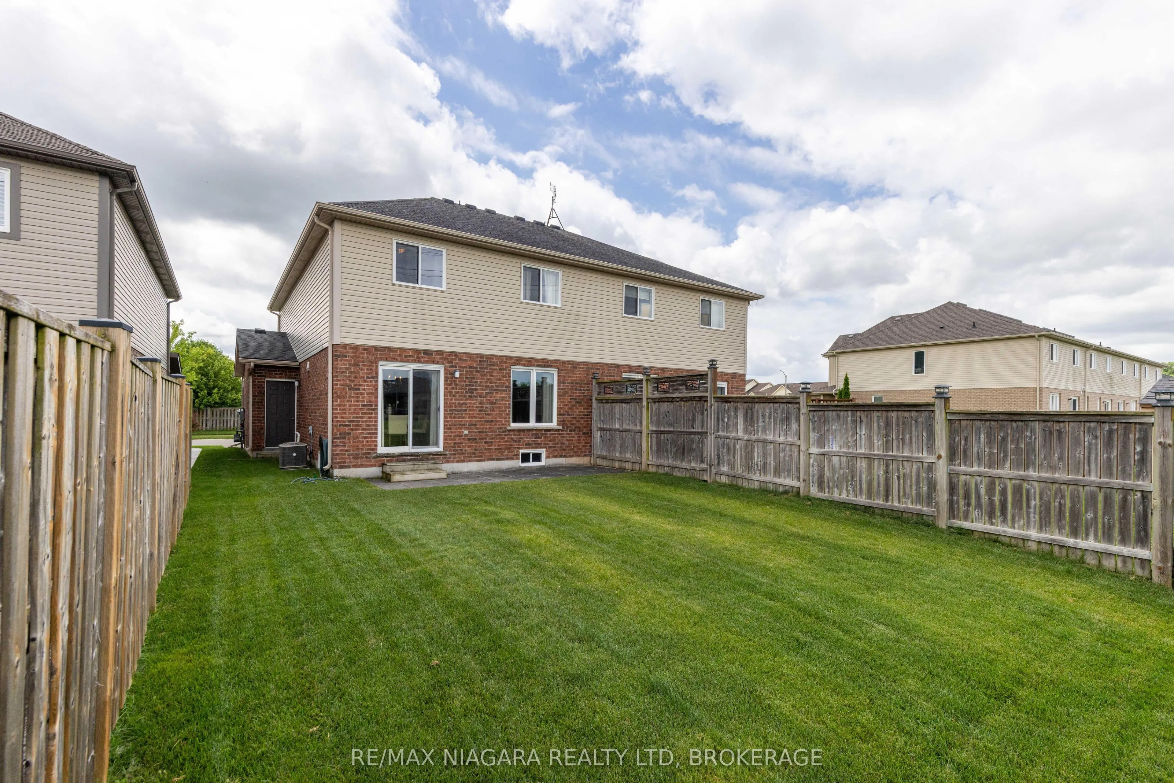 8625 Upper Canada Drive
