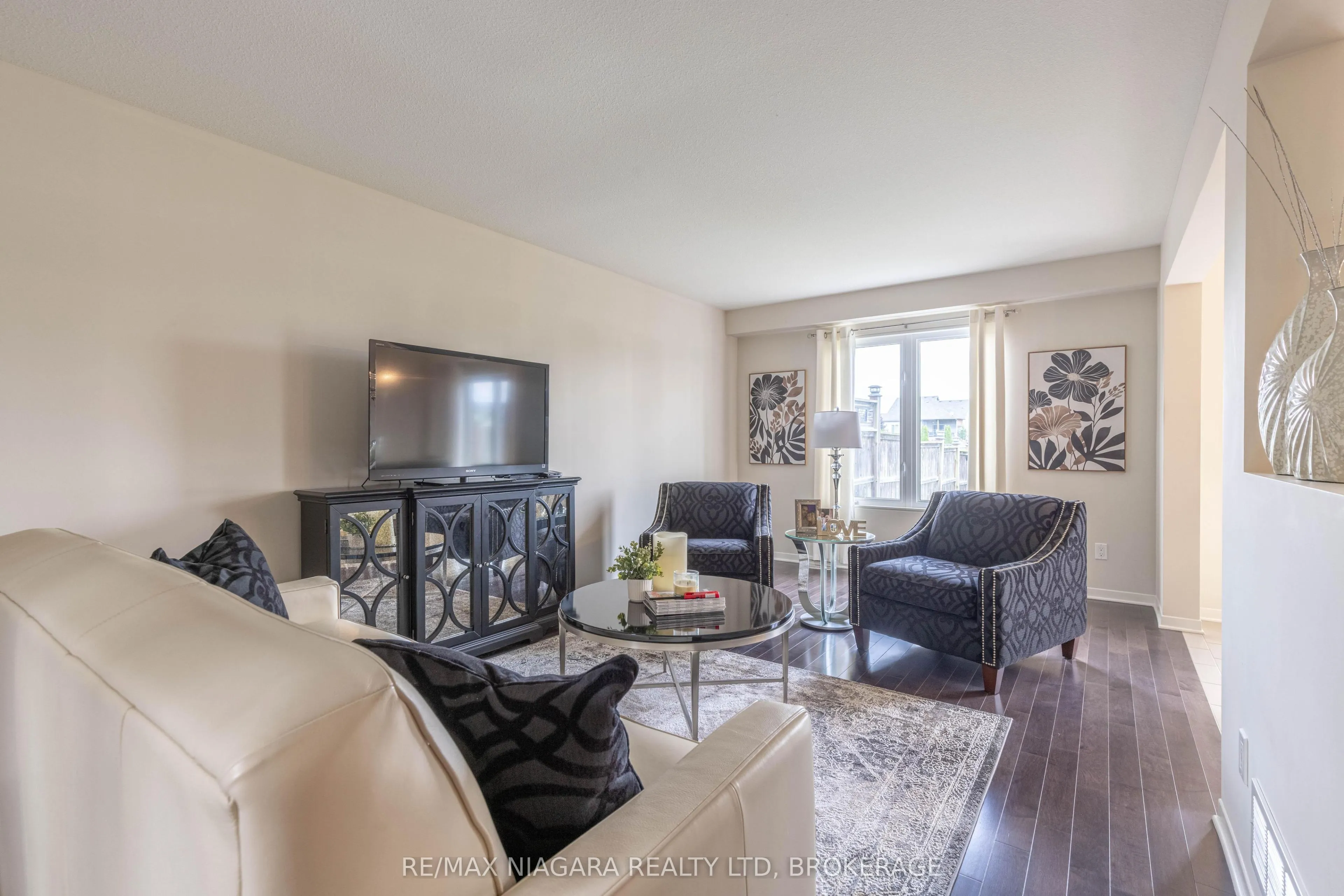 8625 Upper Canada Drive