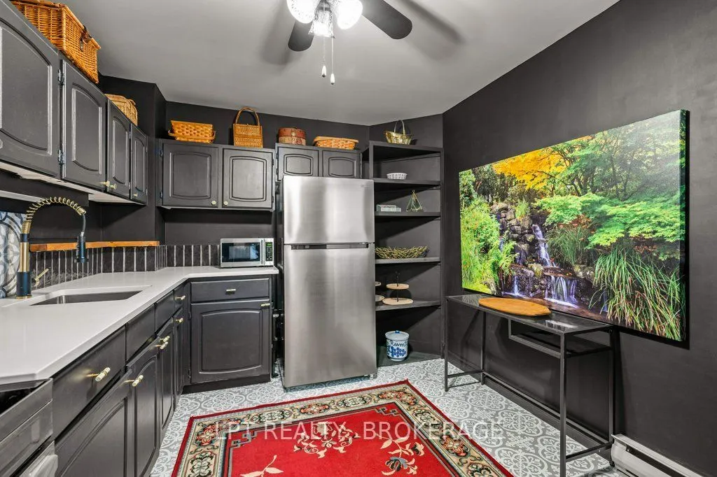 66 Greenview Drive #208