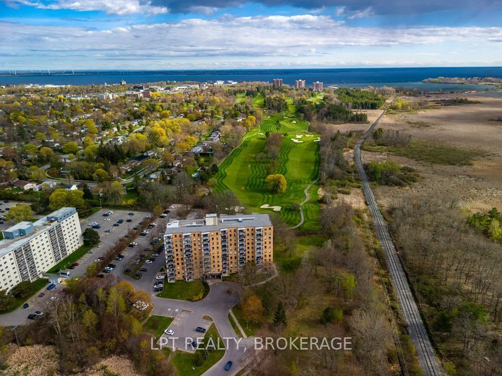 66 Greenview Drive #208