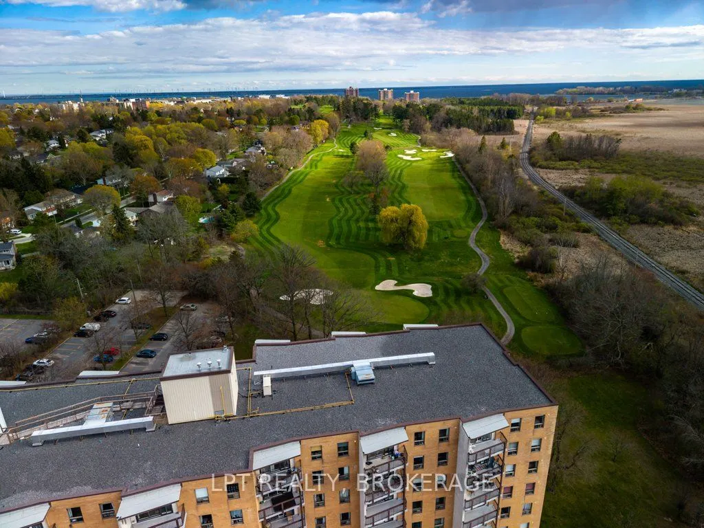 66 Greenview Drive #208