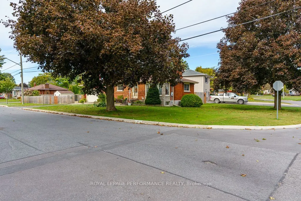 1001 Edythe Avenue