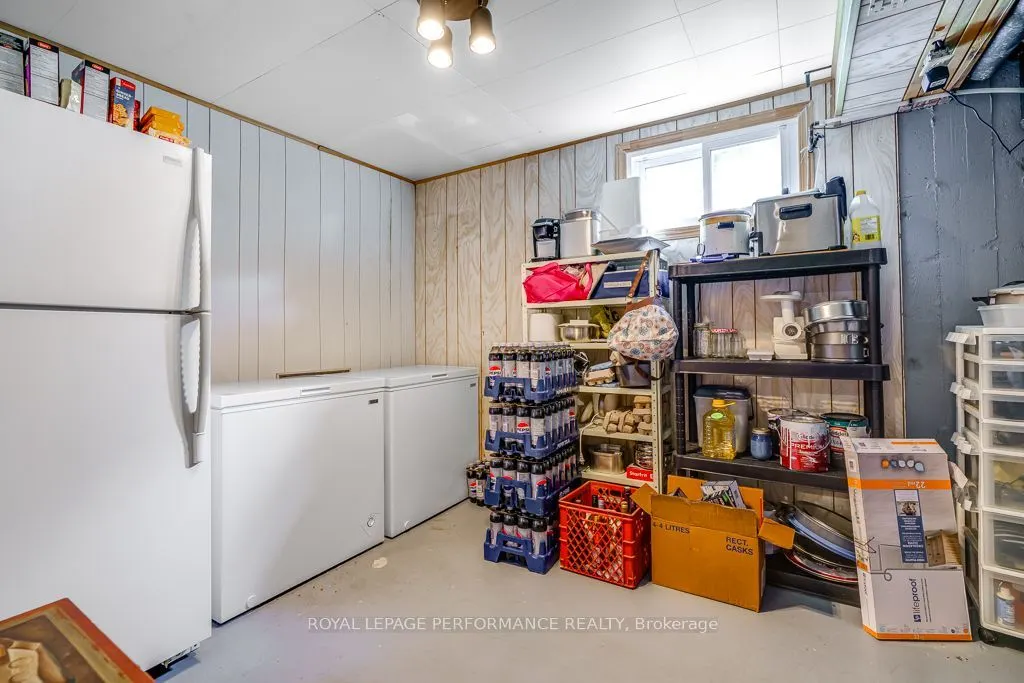 1001 Edythe Avenue