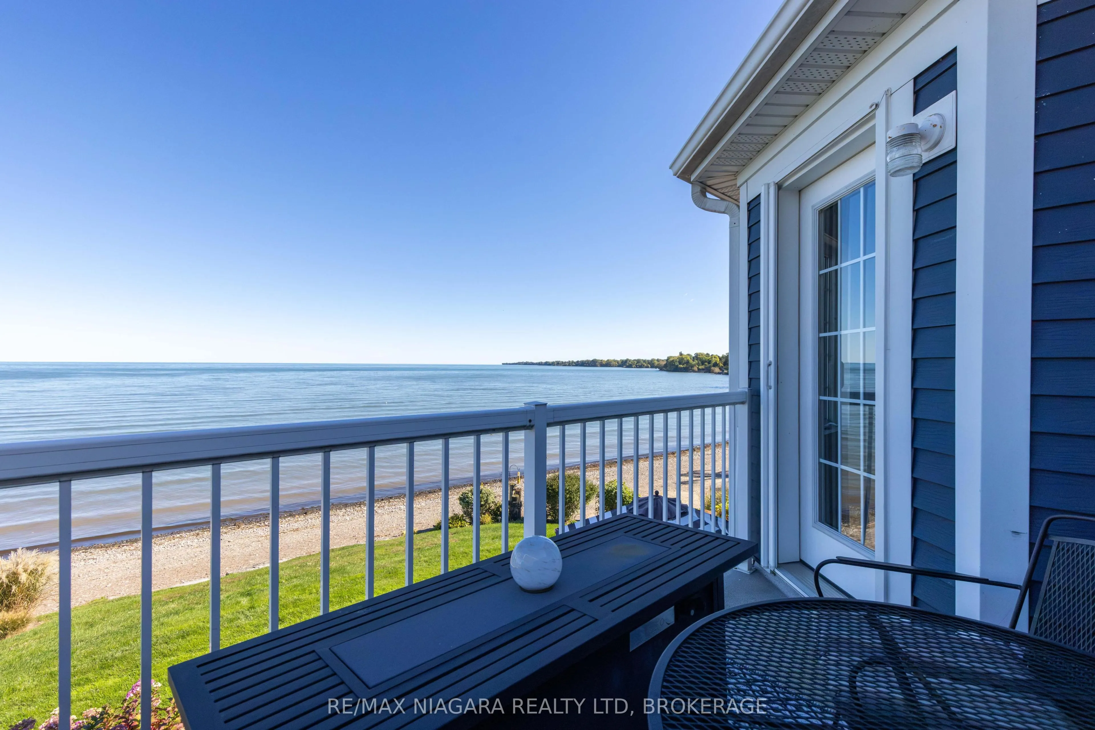 7 Lakeside Drive #66