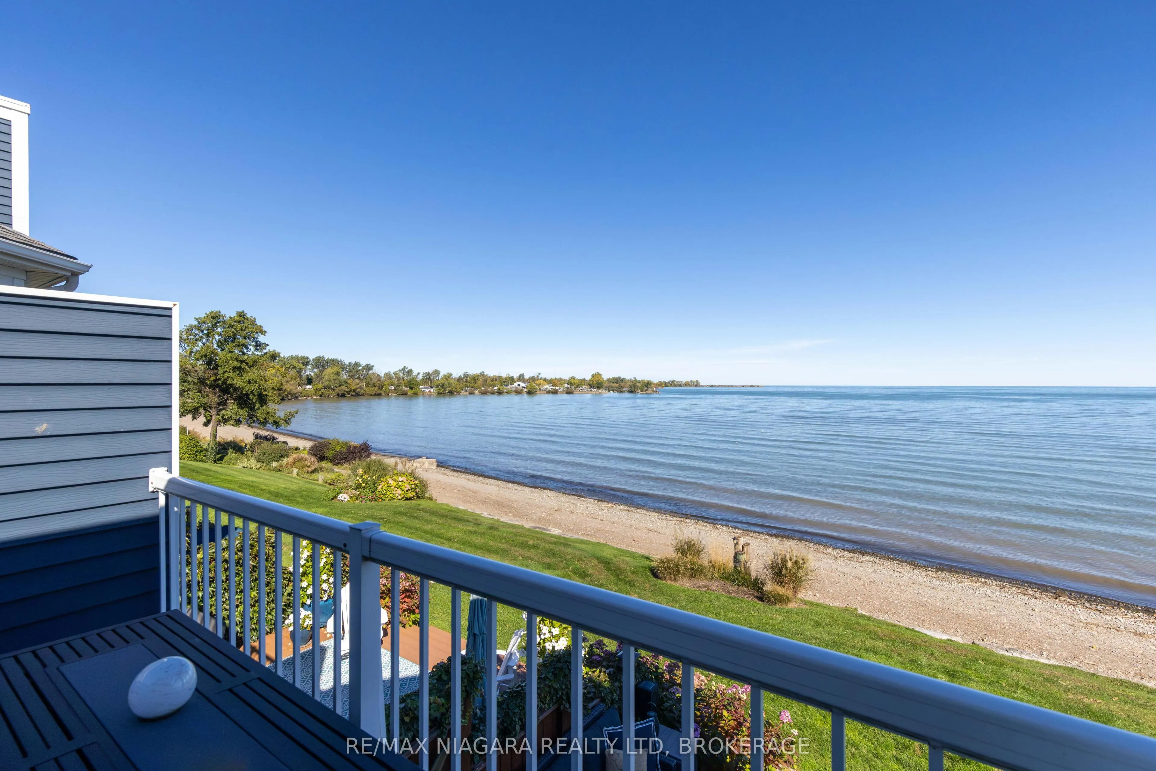 7 Lakeside Drive #66
