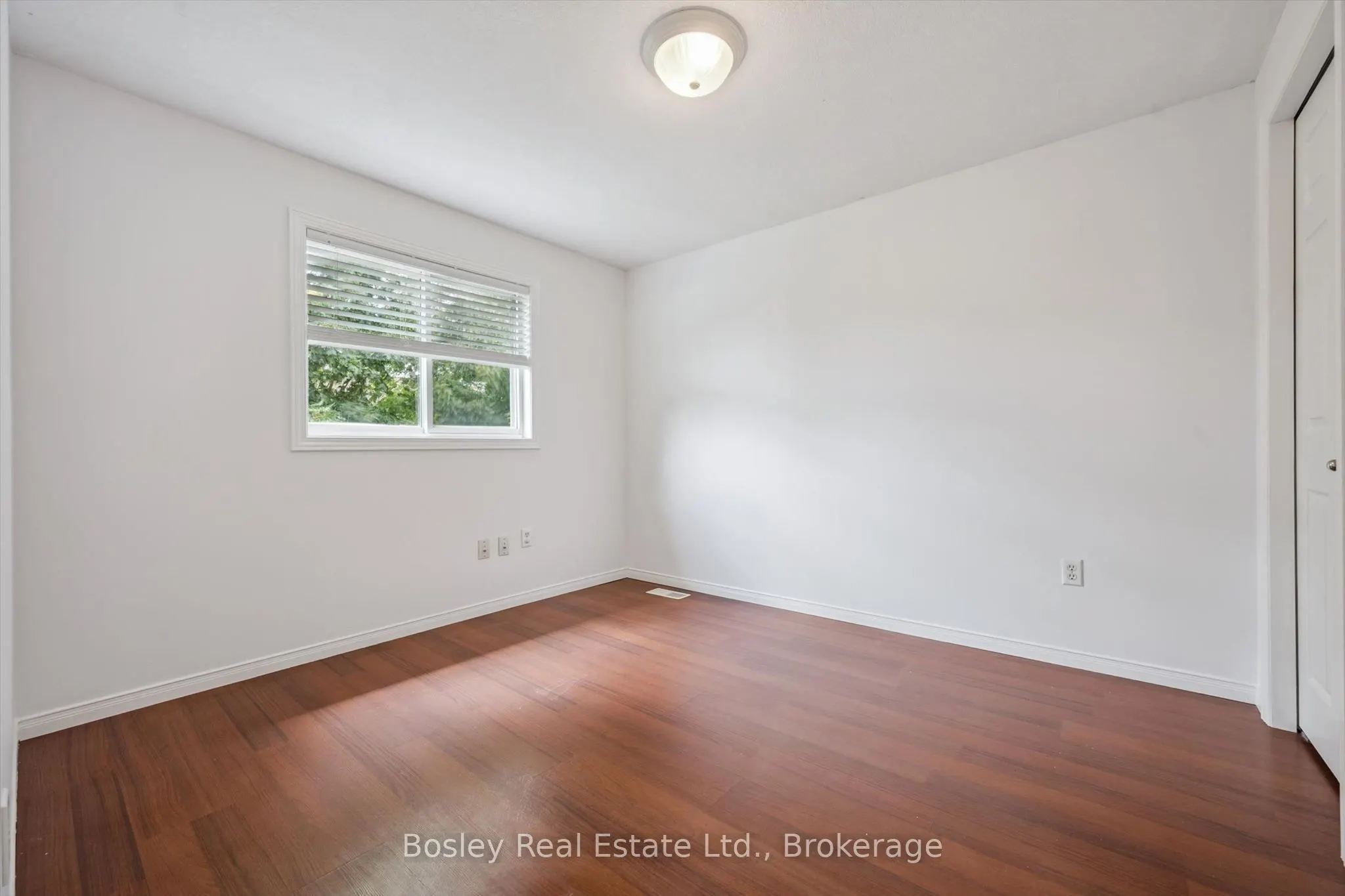 4 Hayward Crescent
