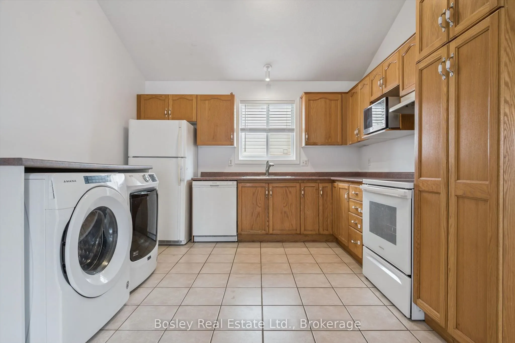 4 Hayward Crescent