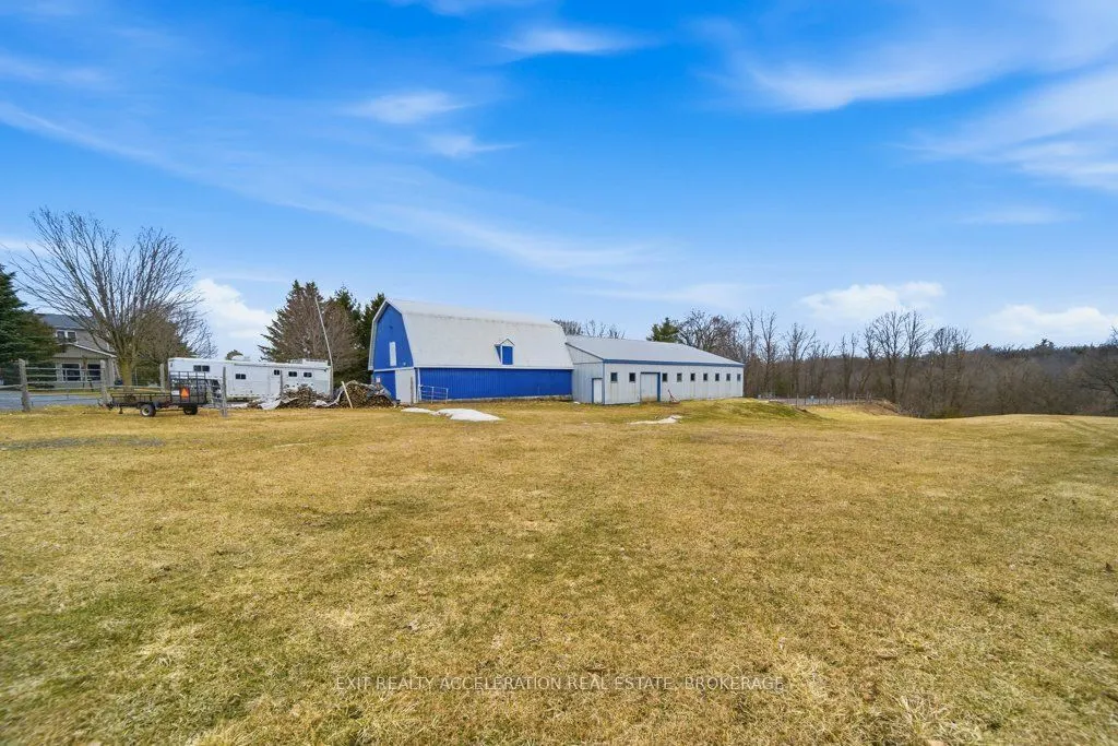 1125 County Rd 1 E