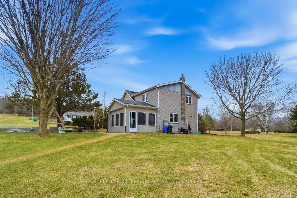 1125 County Rd 1 E