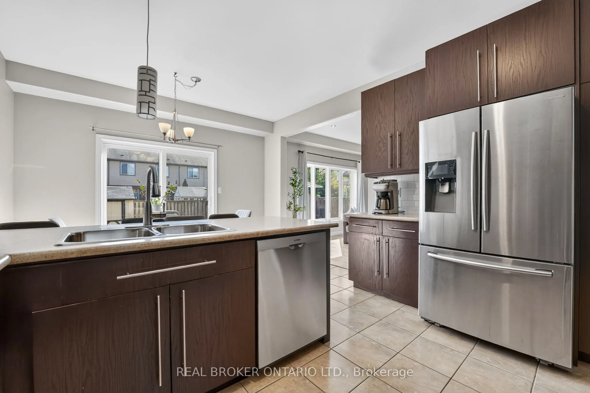 4890 Allan Court