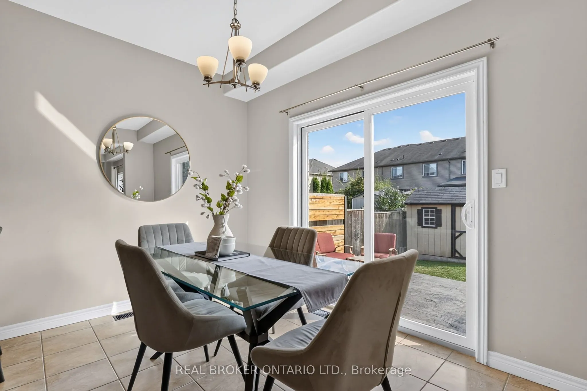 4890 Allan Court