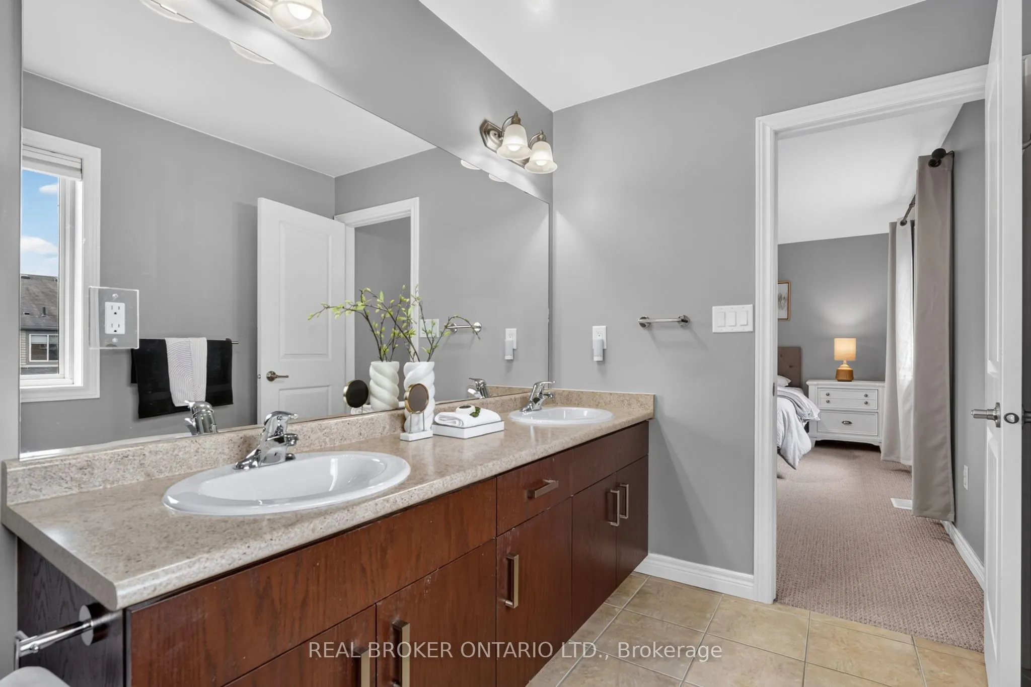 4890 Allan Court