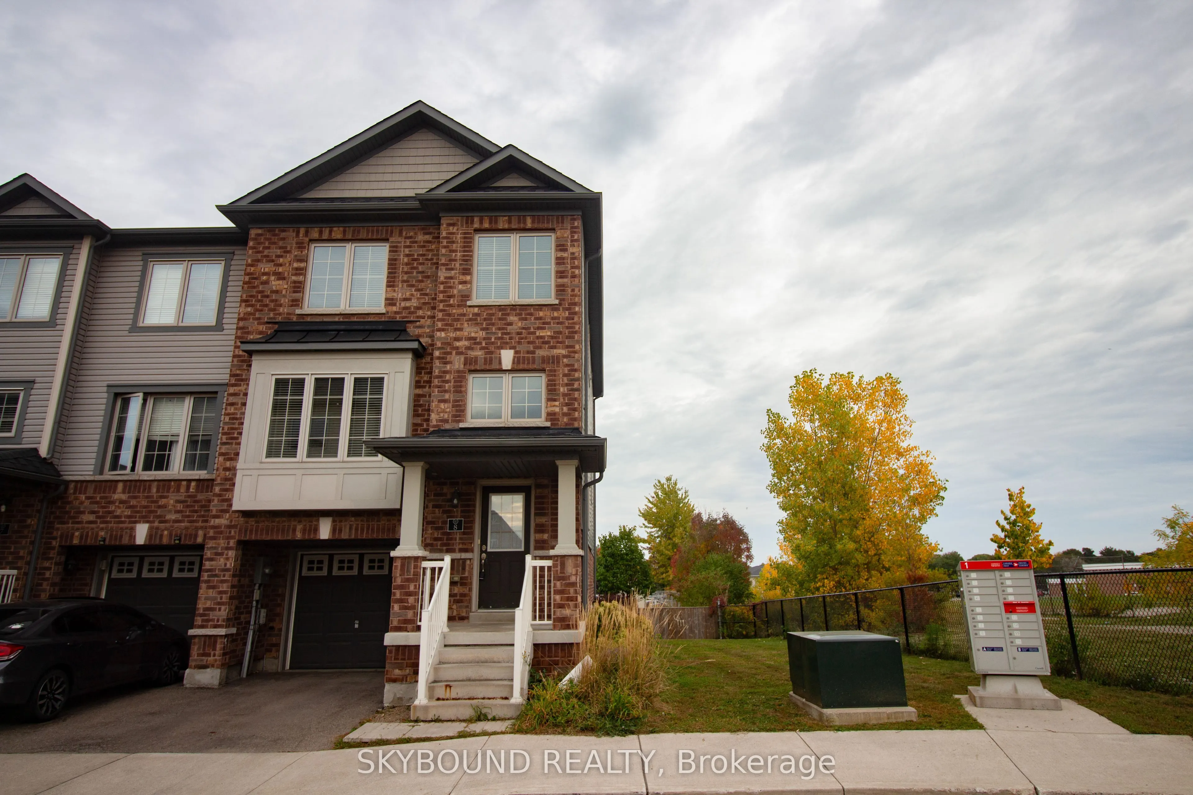 395 Linden Drive #8