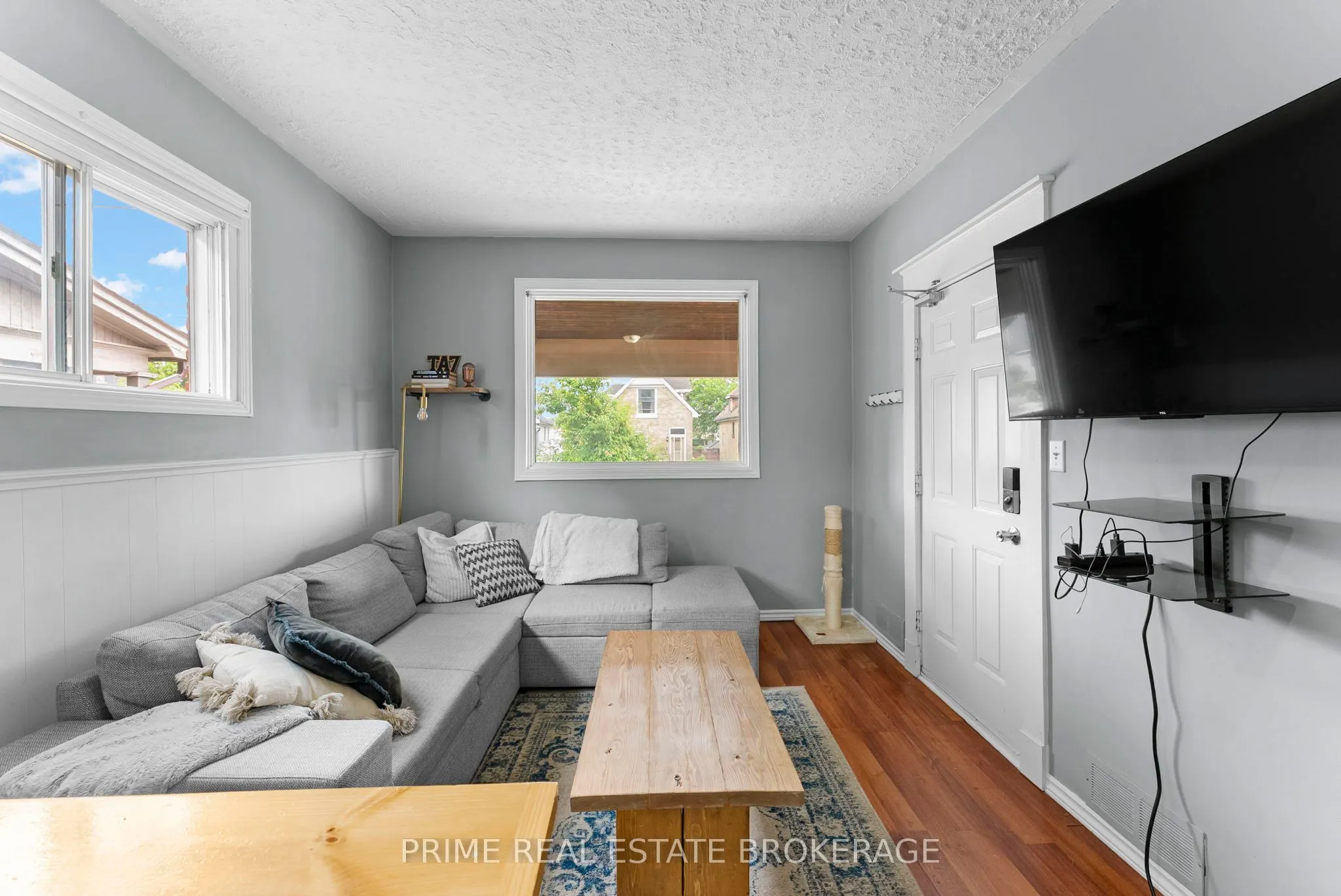 1032 Trafalgar Street