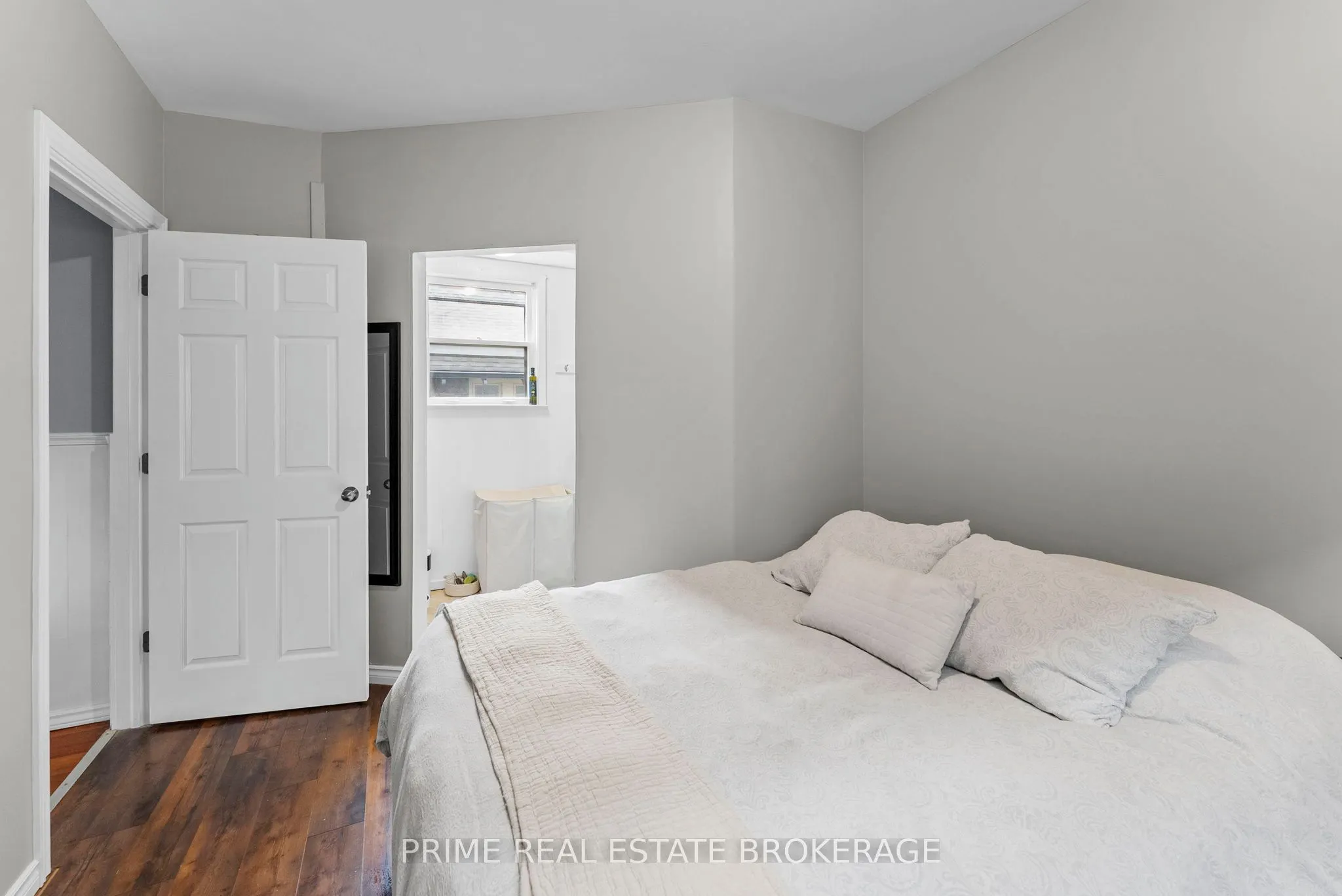 1032 Trafalgar Street