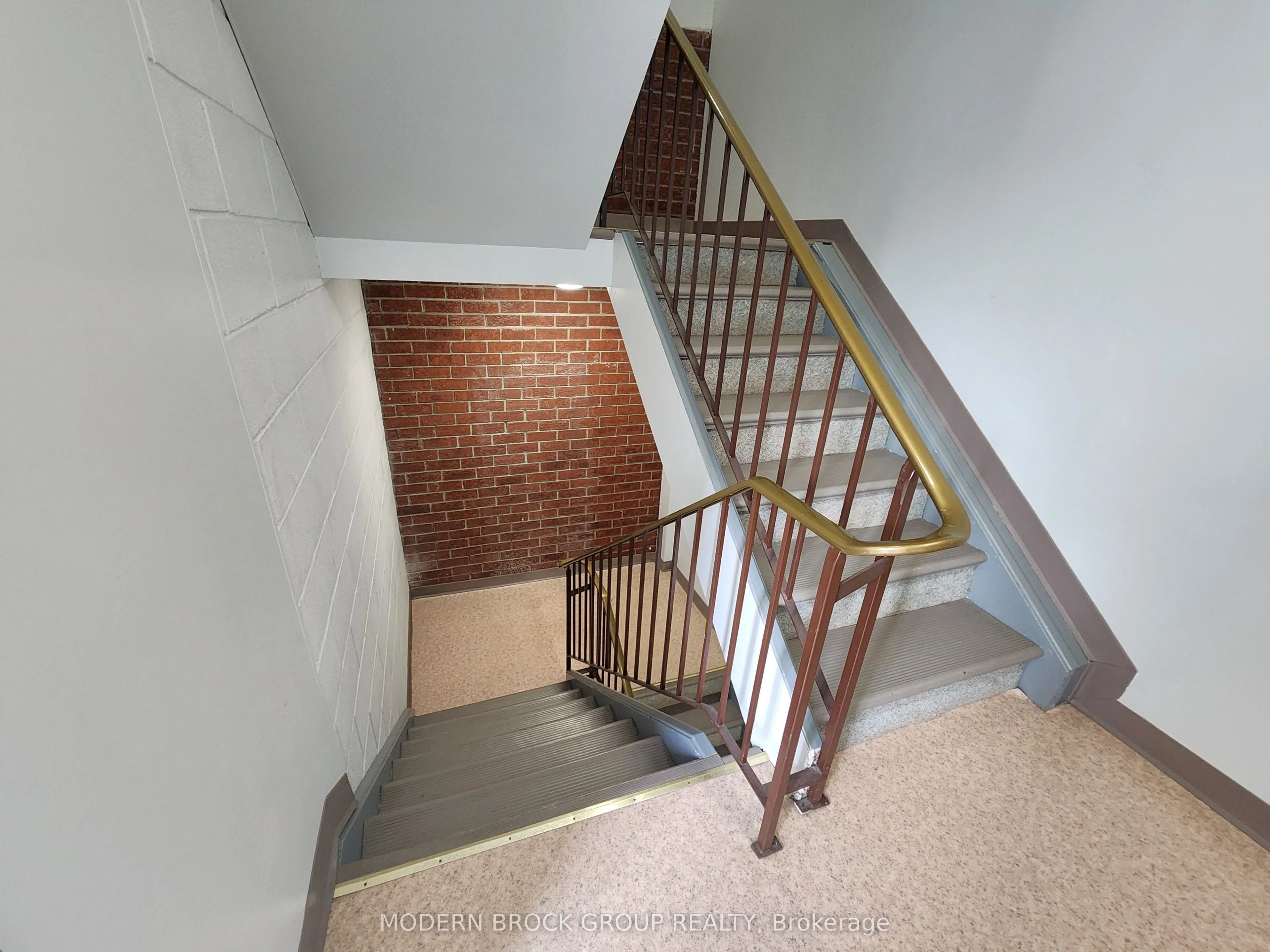 14 Charlotte Place #14