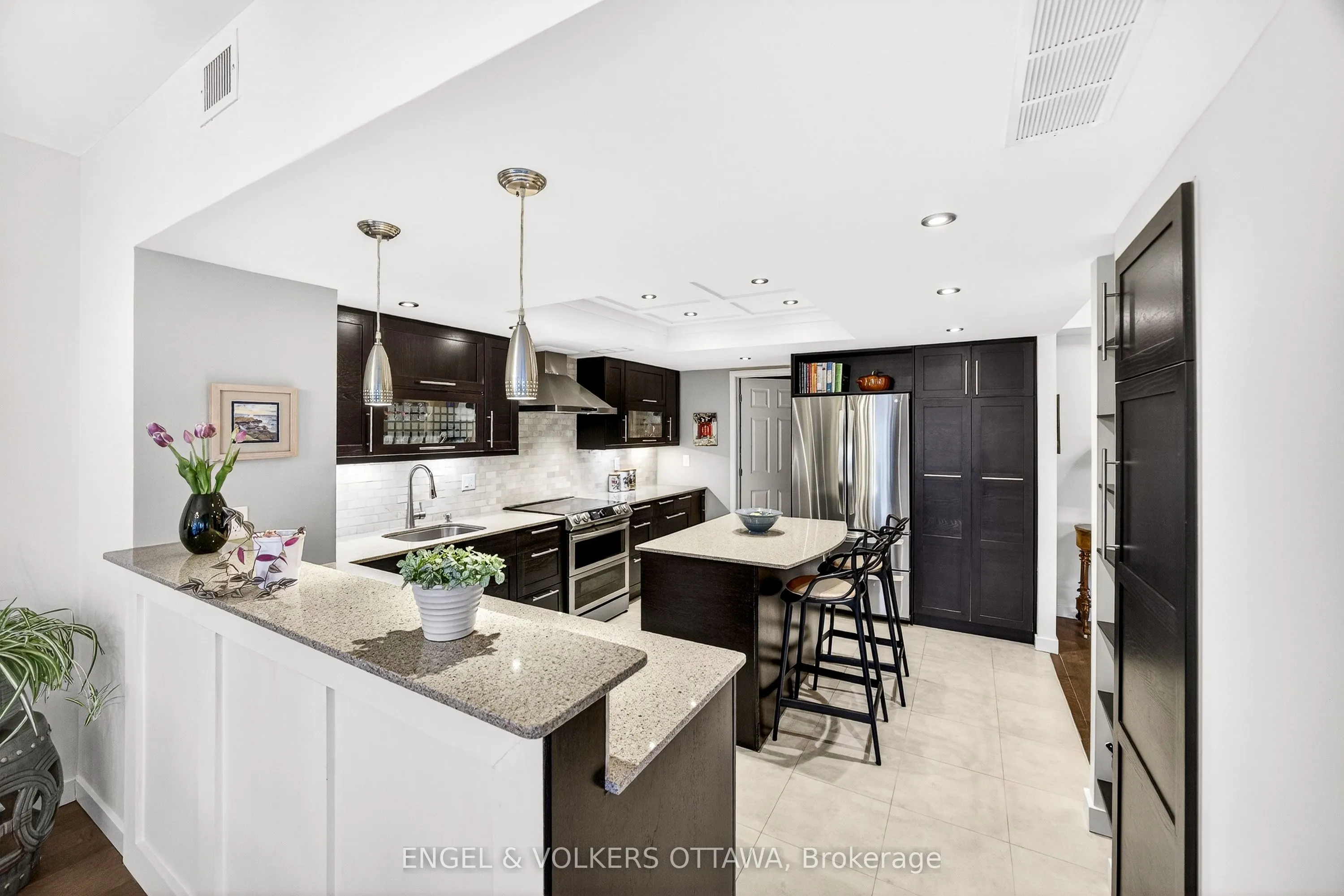 160 George Street #2404