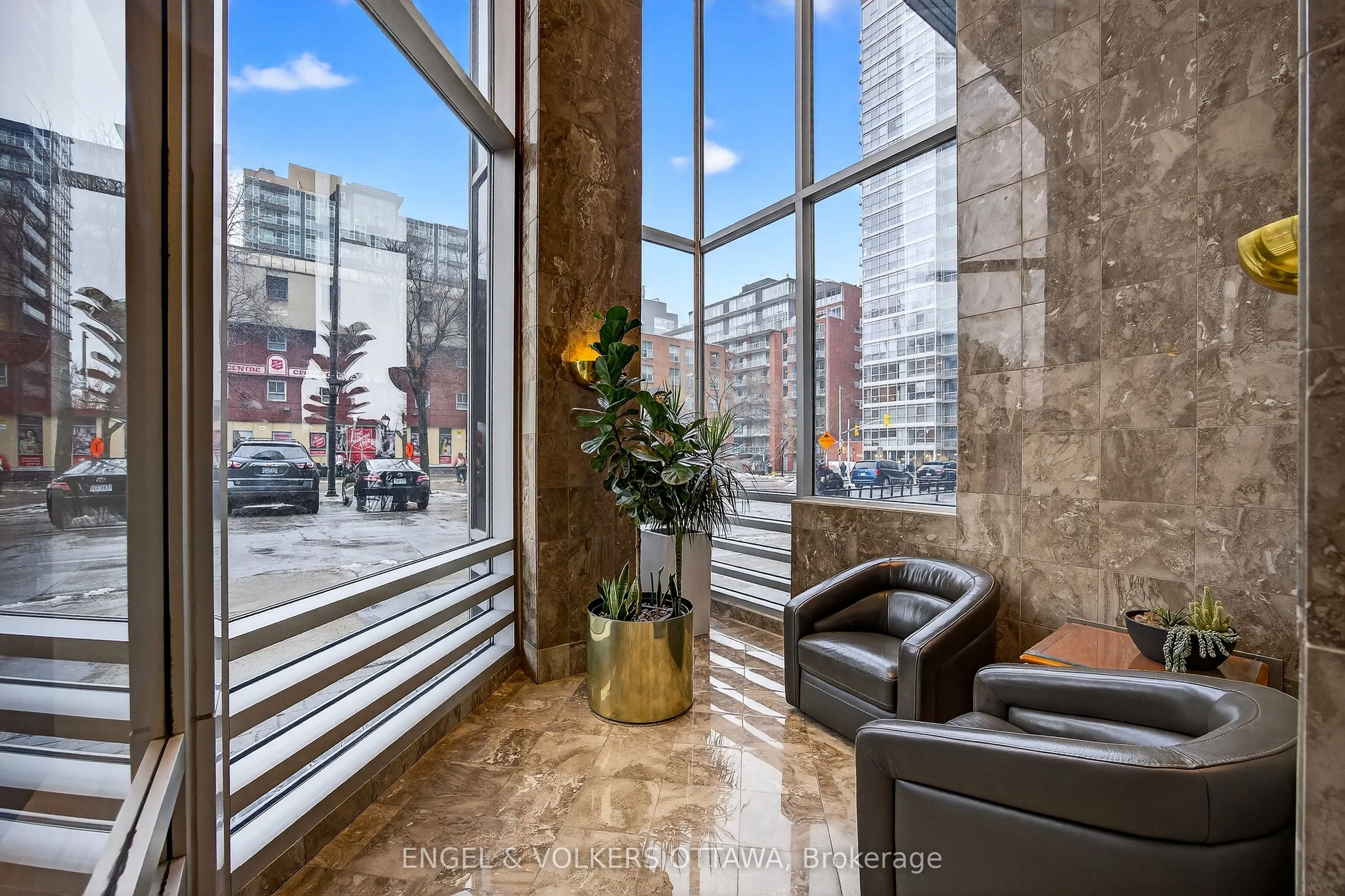 160 George Street #2404