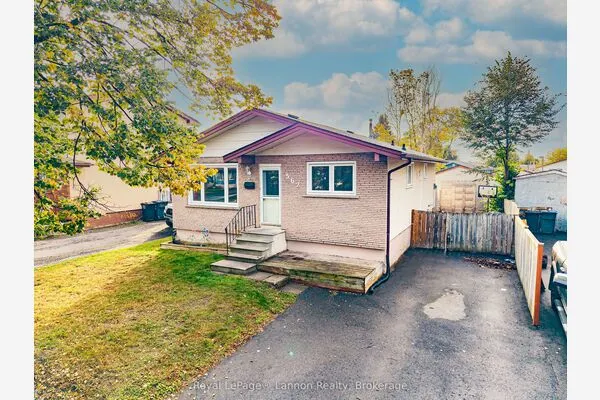 562 Simon Fraser Drive