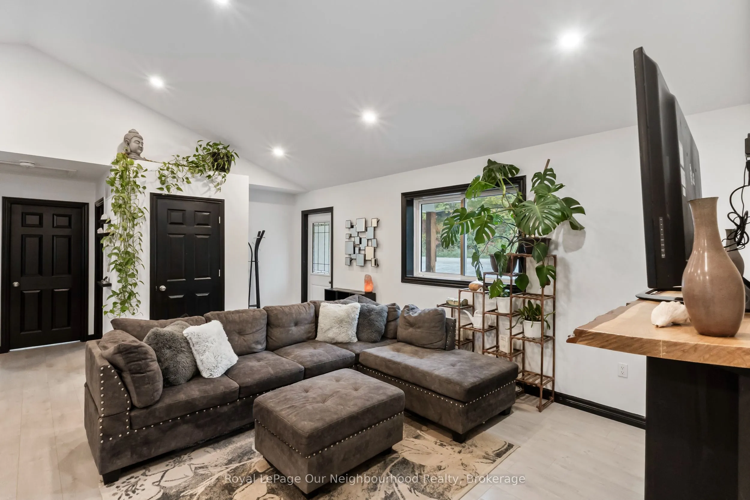 9 Cedar Hill Road