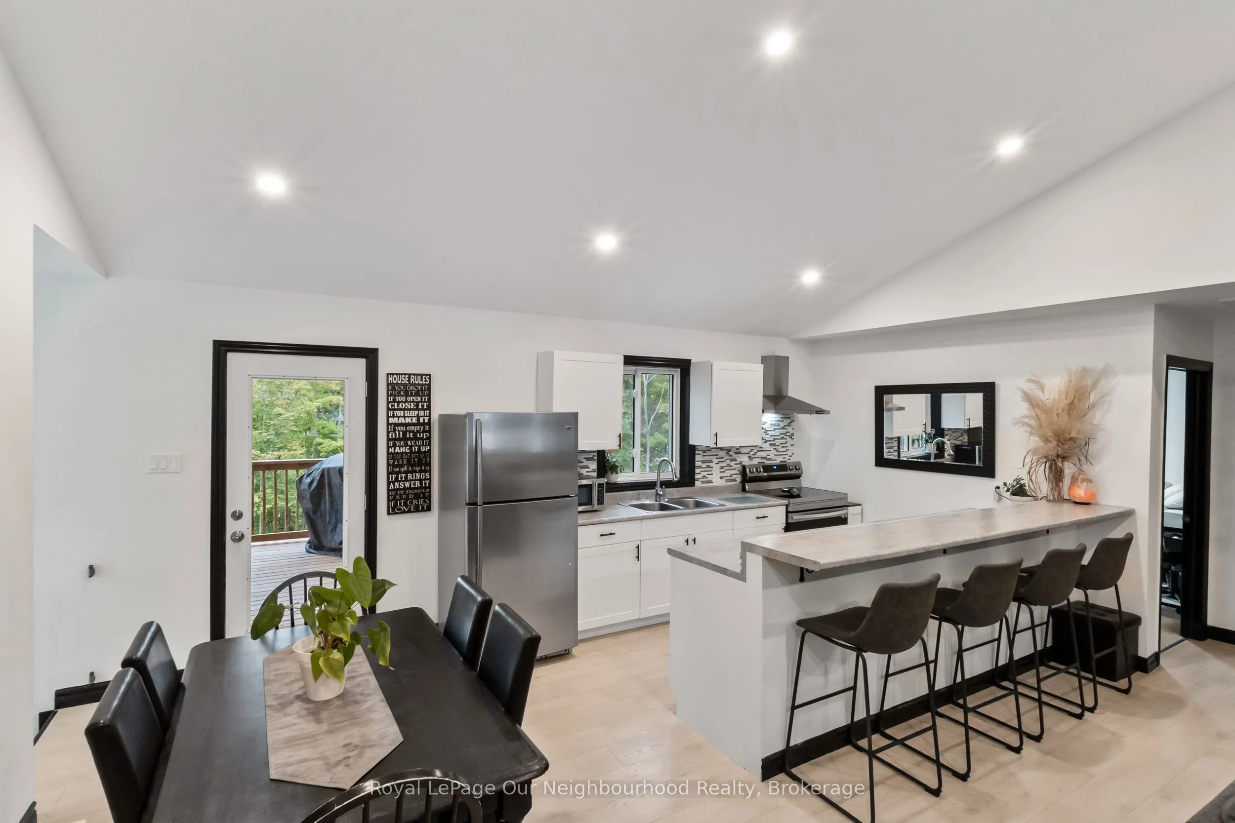 9 Cedar Hill Road