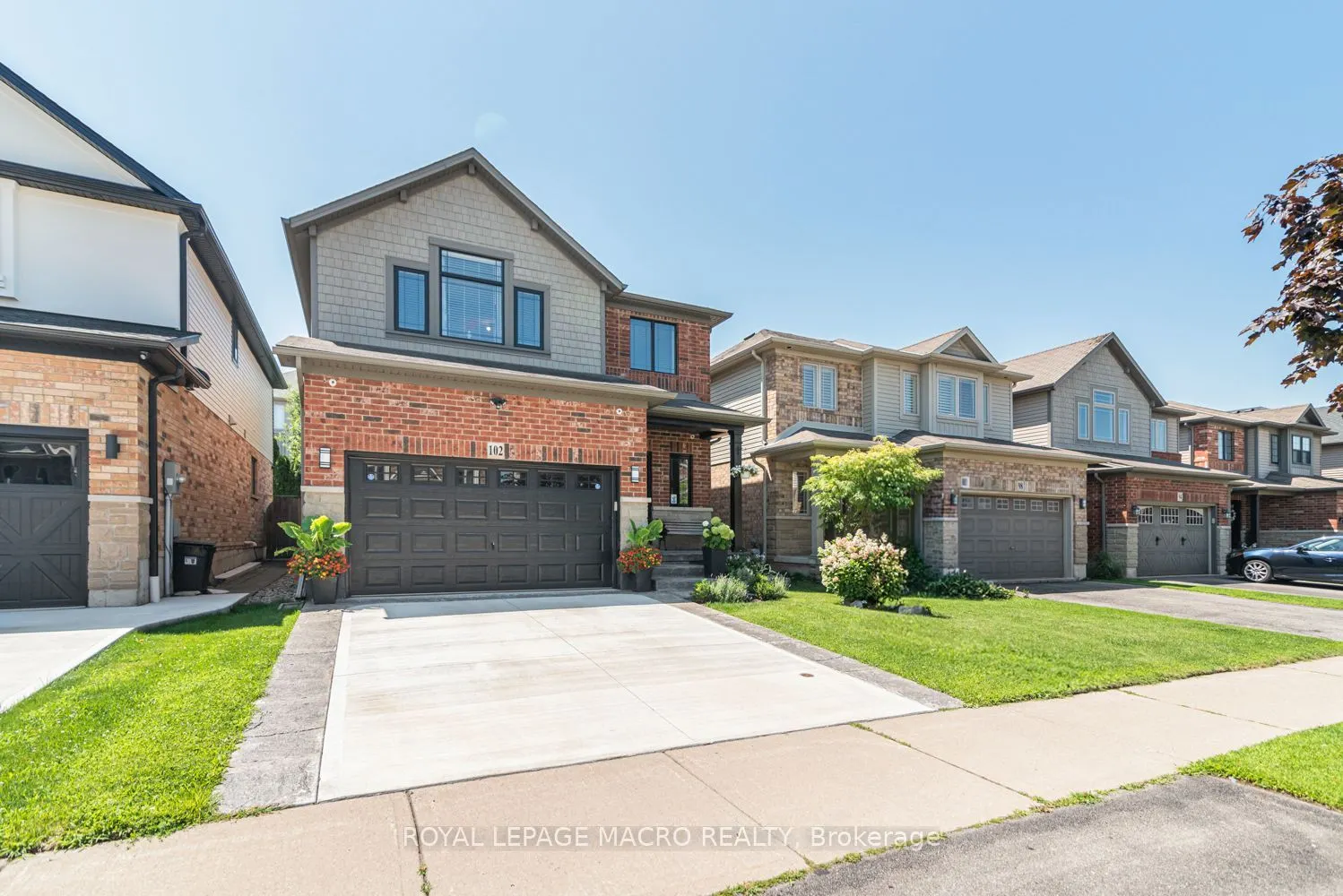 102 Willow Lane