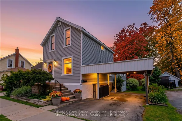 1591 5th Avenue W