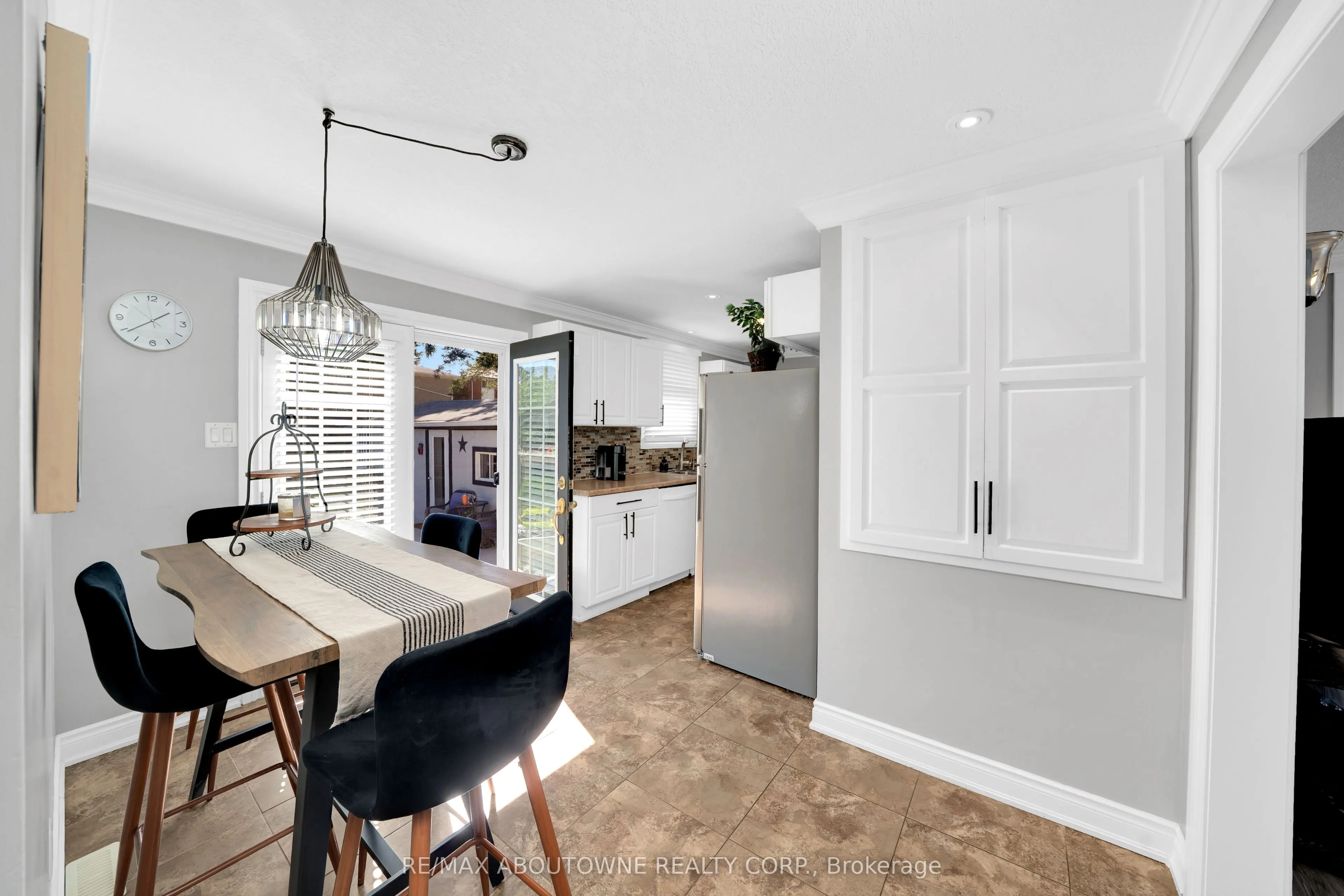 8 Wauchope Avenue