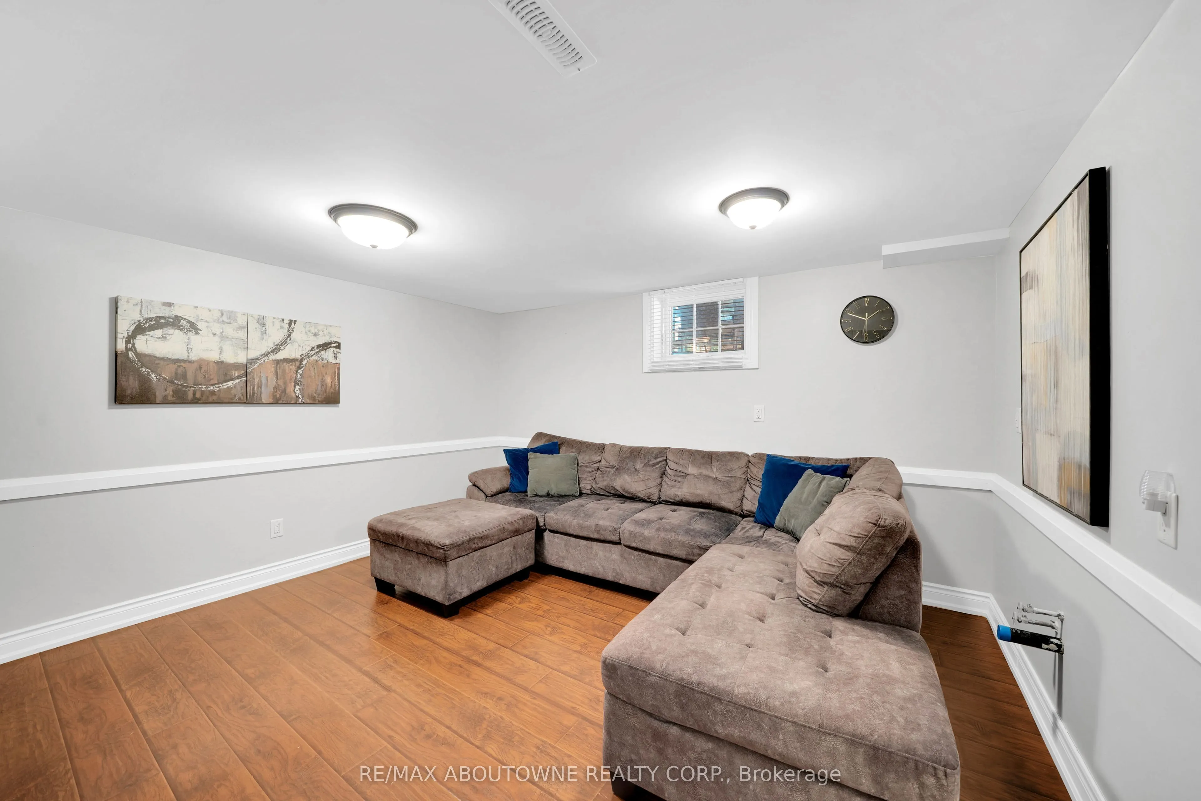 8 Wauchope Avenue