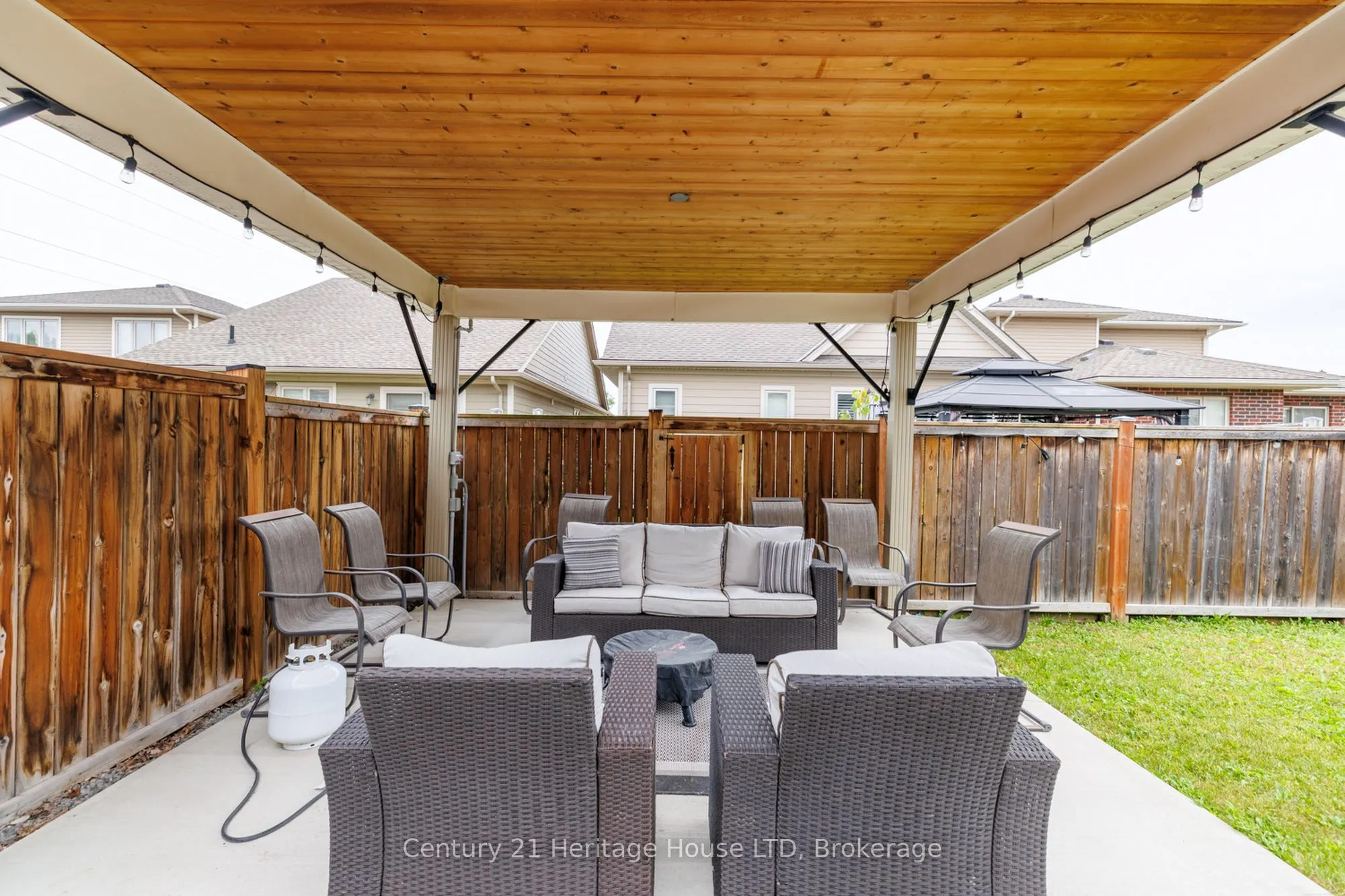 7 Kenmar Court