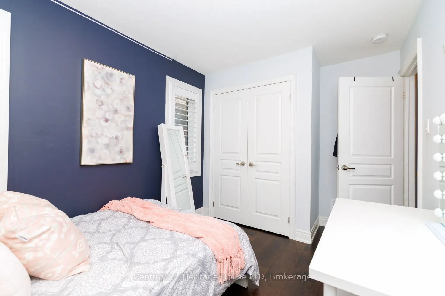 7 Kenmar Court