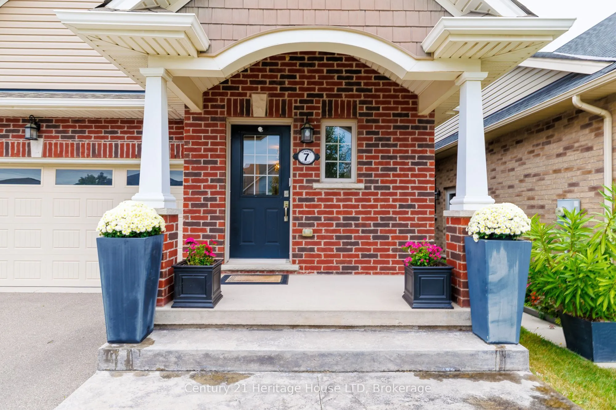7 Kenmar Court