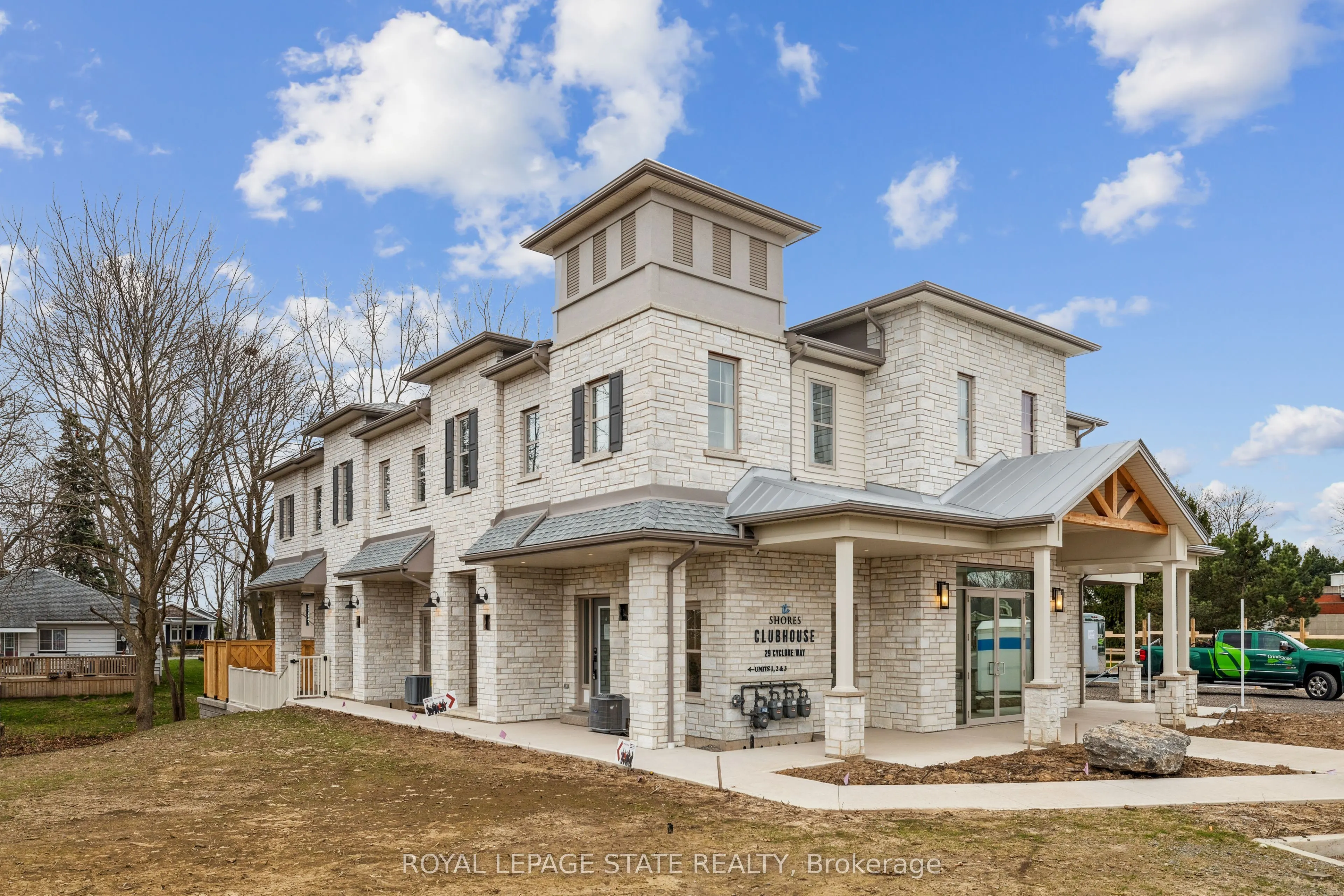 5B Shores Lane #5