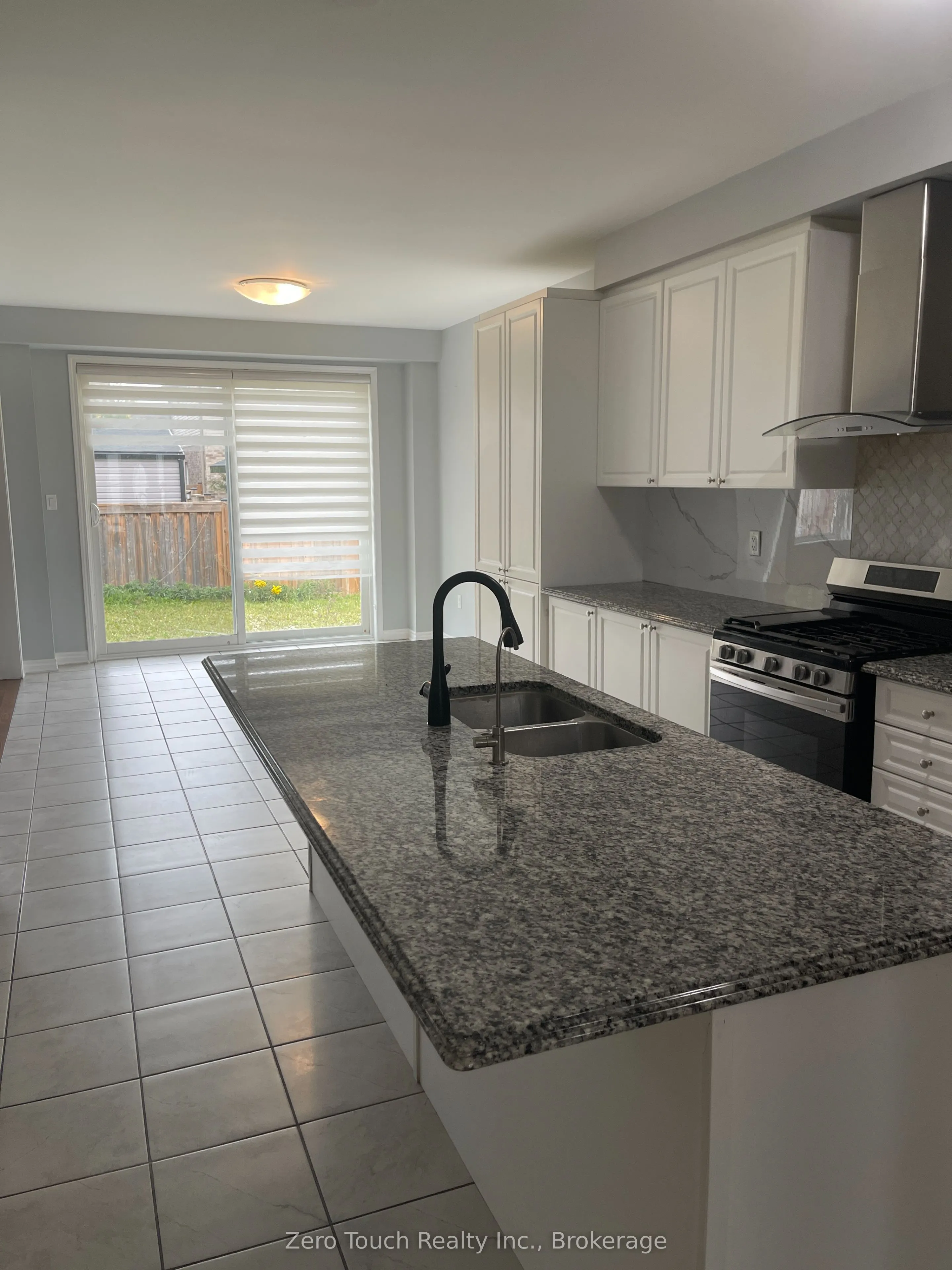 127 Watermill Street W