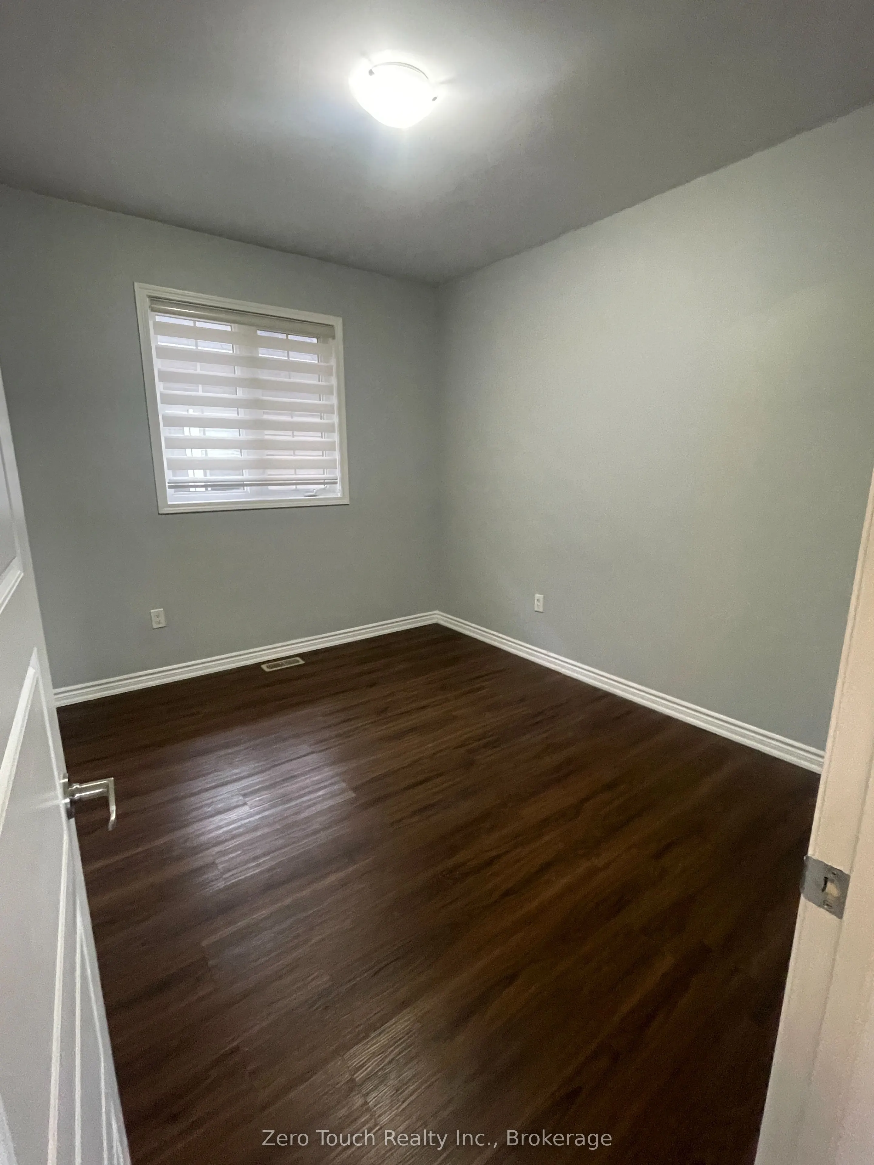 127 Watermill Street W