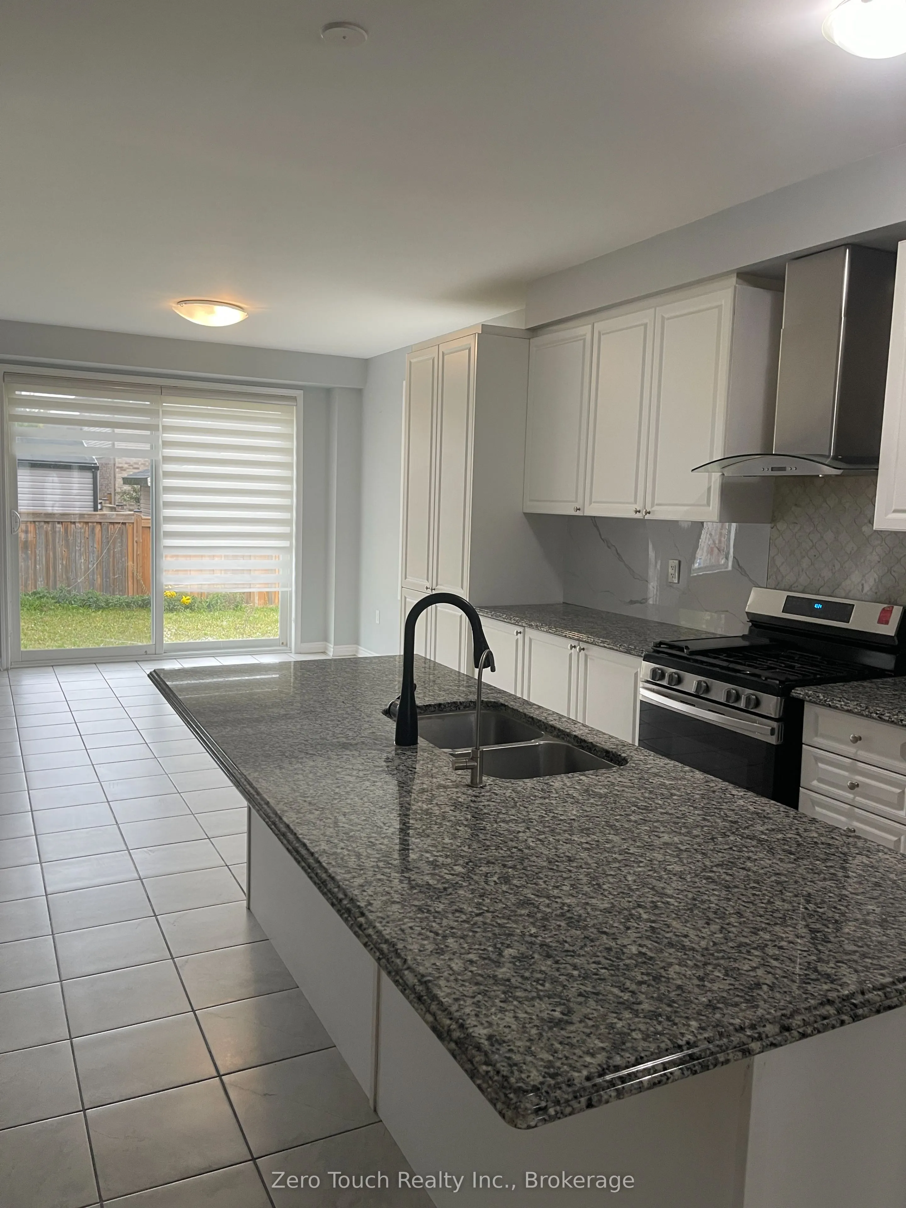 127 Watermill Street W