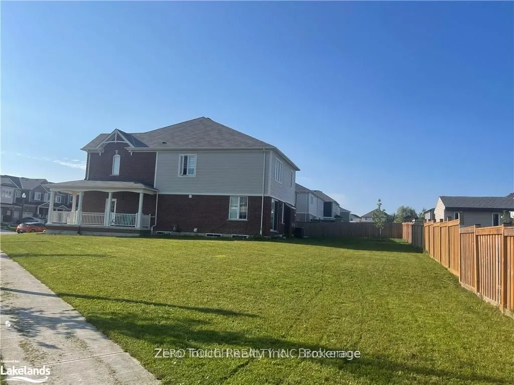 127 Watermill Street W