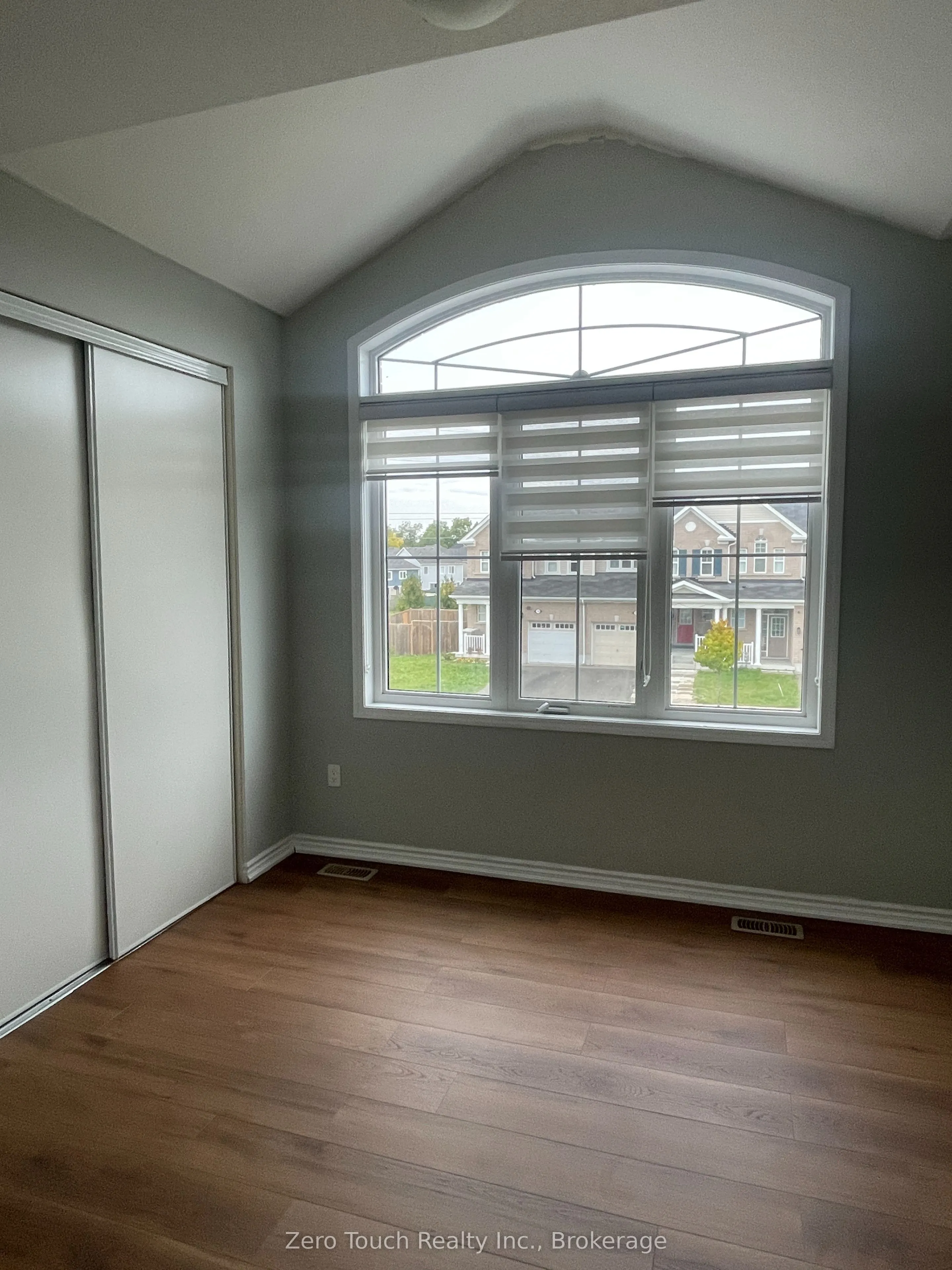 127 Watermill Street W
