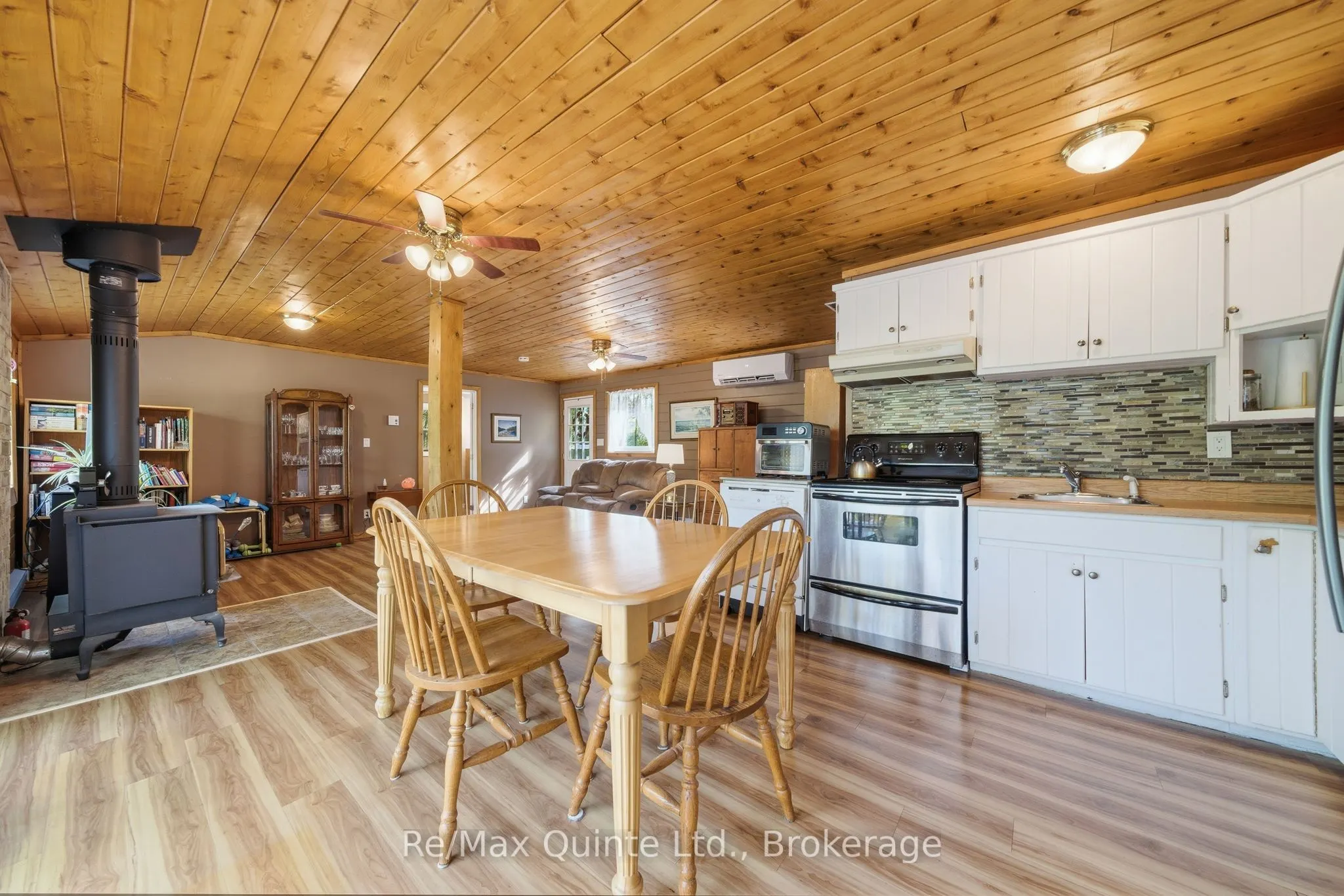 122 Cottage Lane