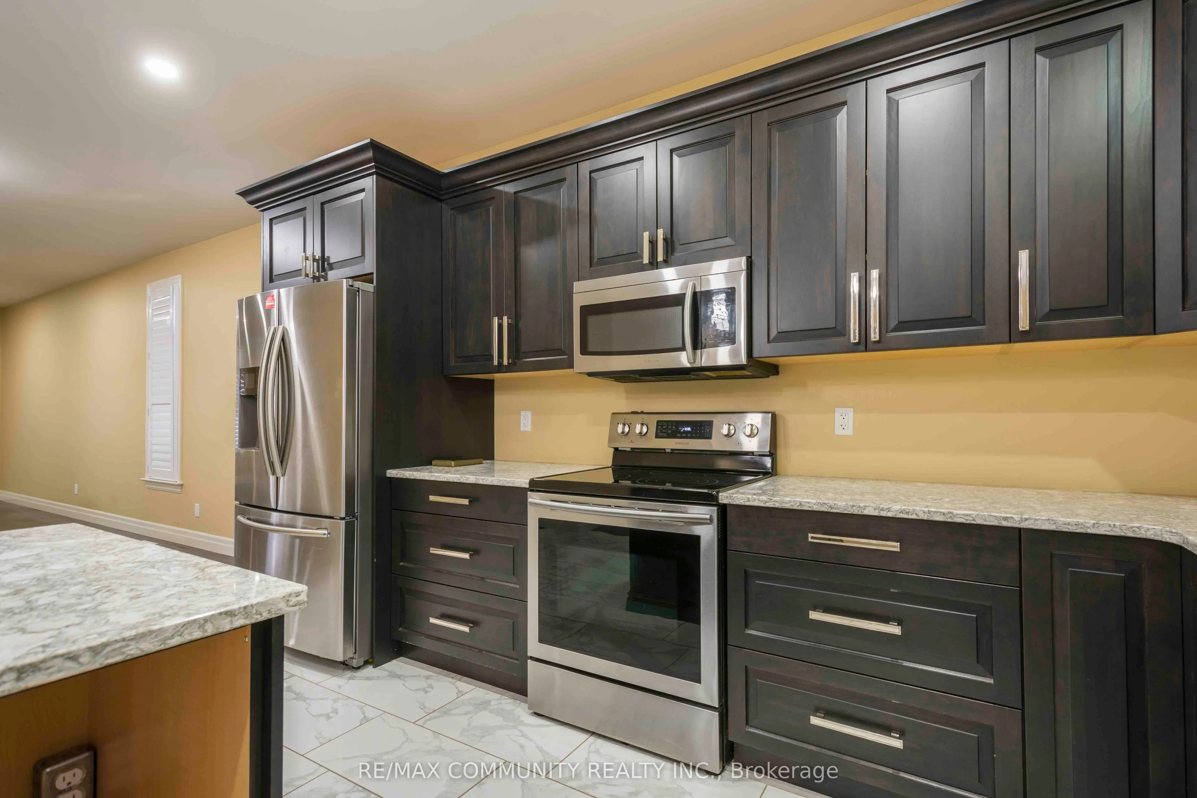 19 Bevan Drive #Main