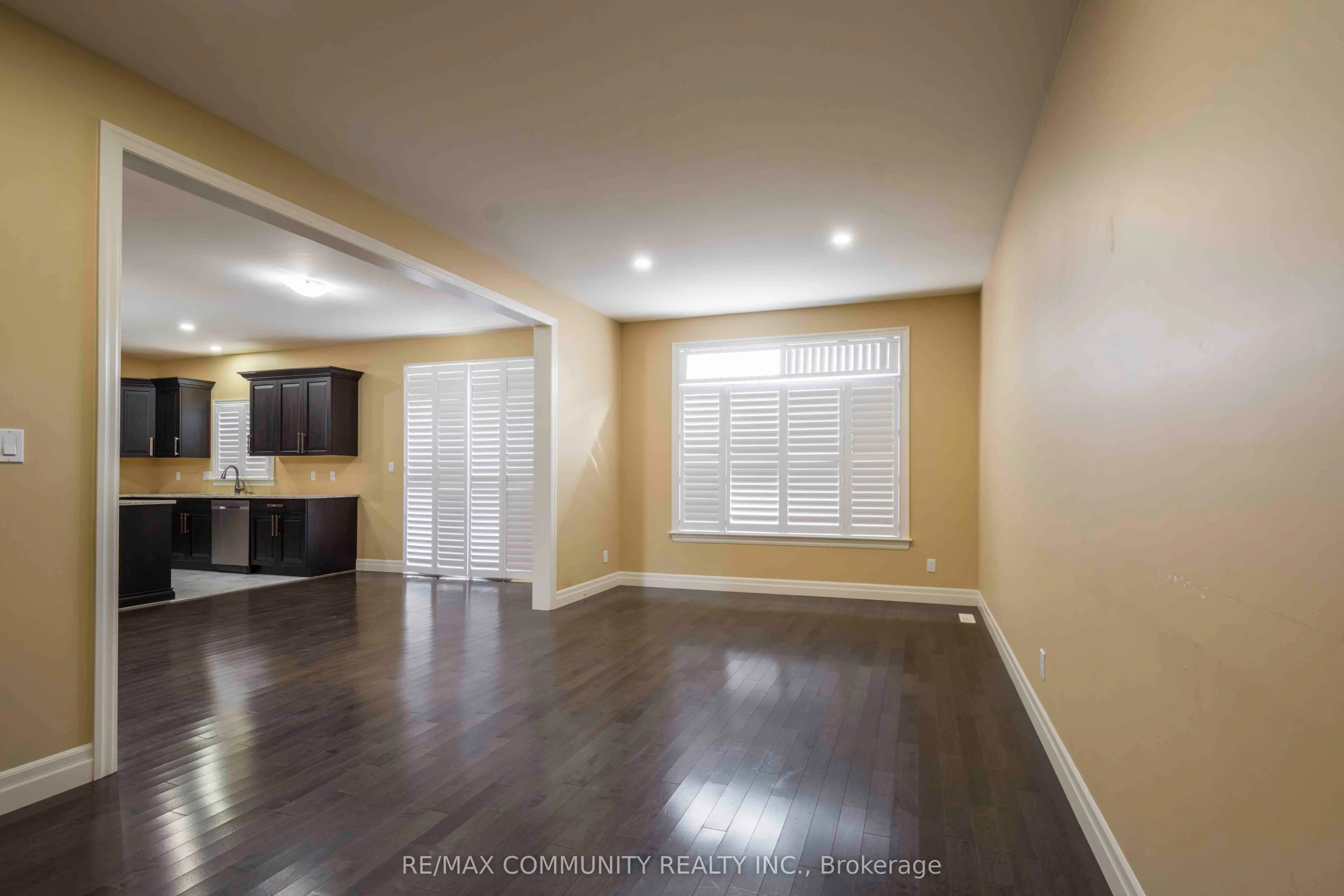 19 Bevan Drive #Main