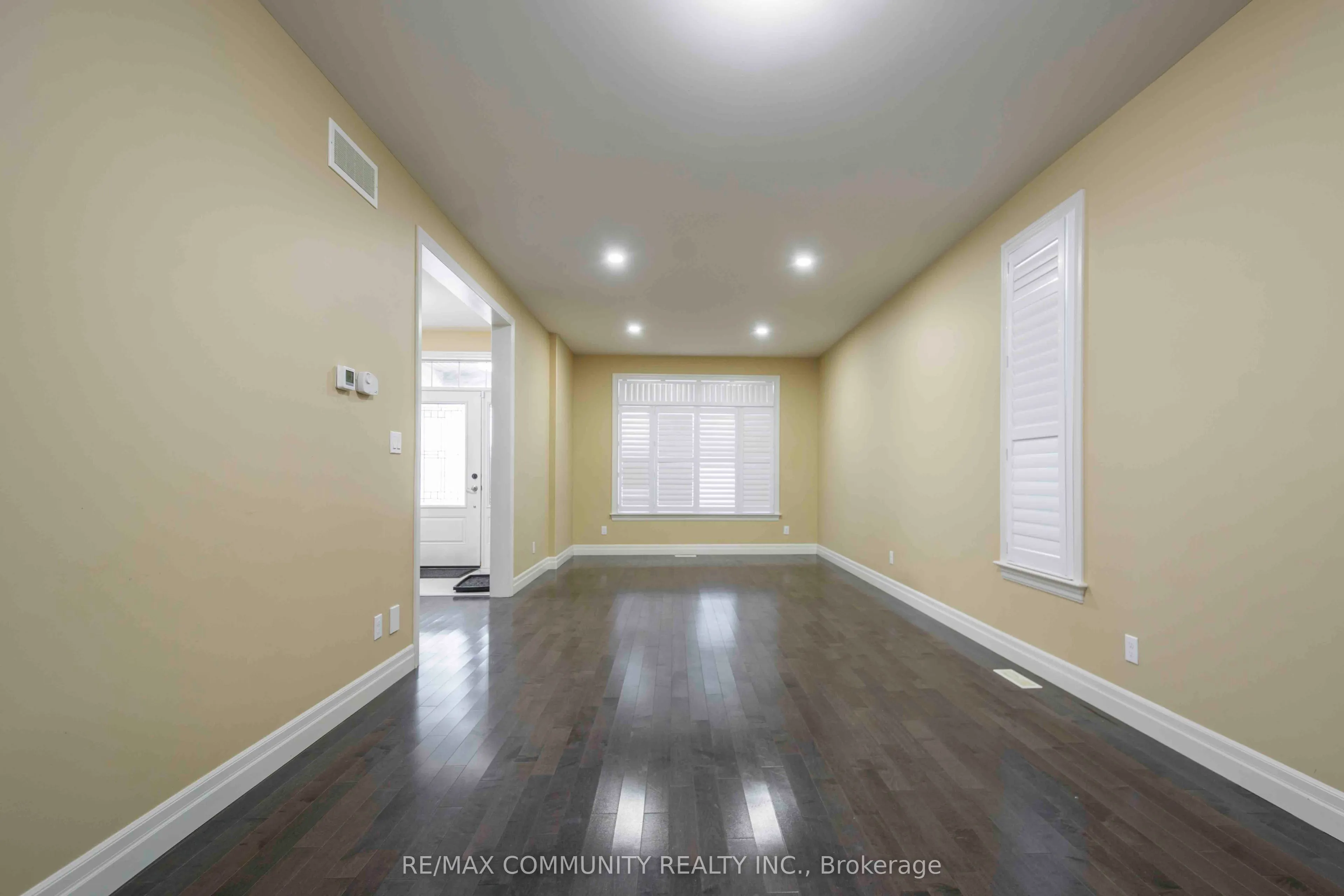 19 Bevan Drive #Main