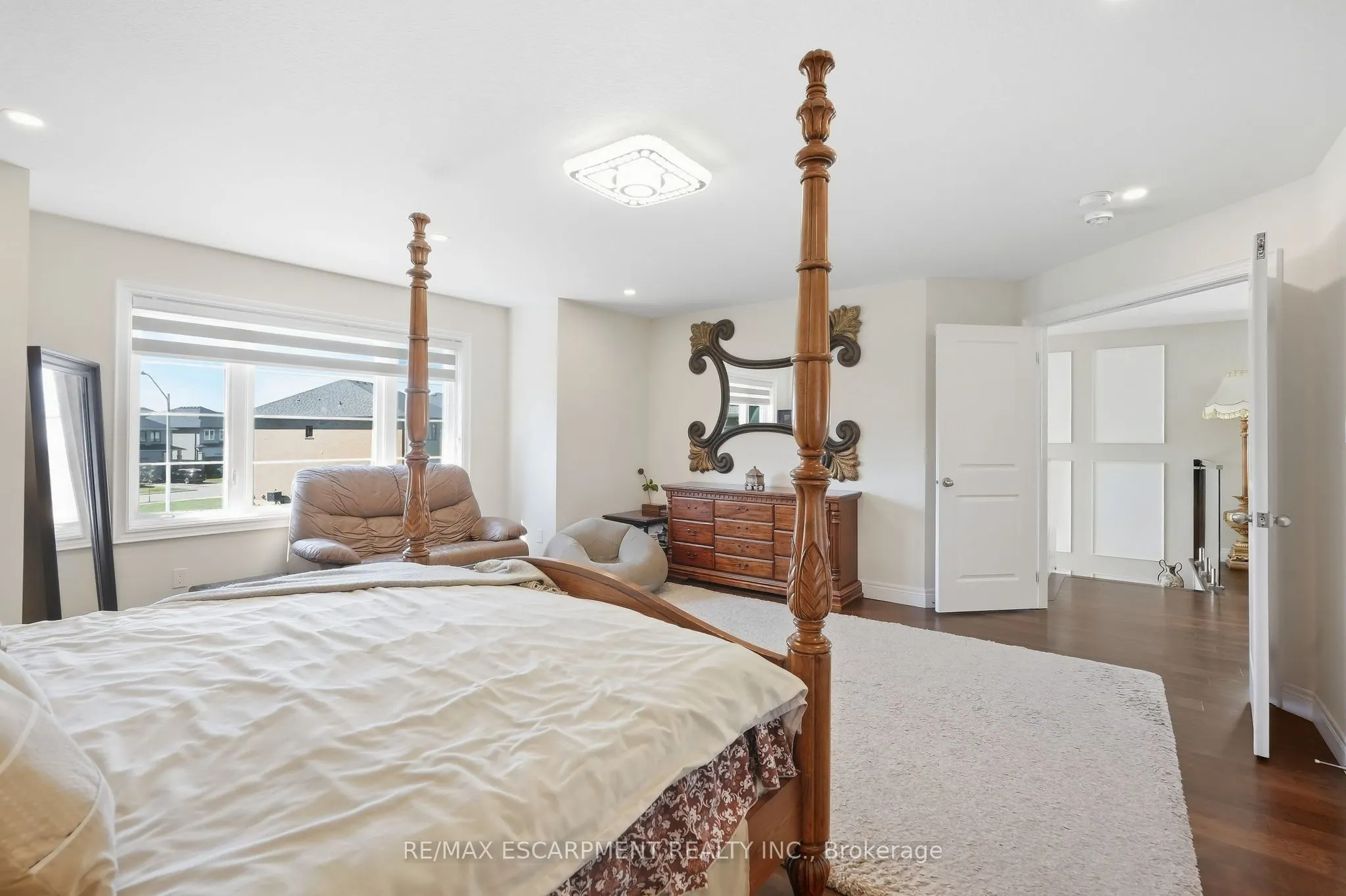 88 Eringate Court