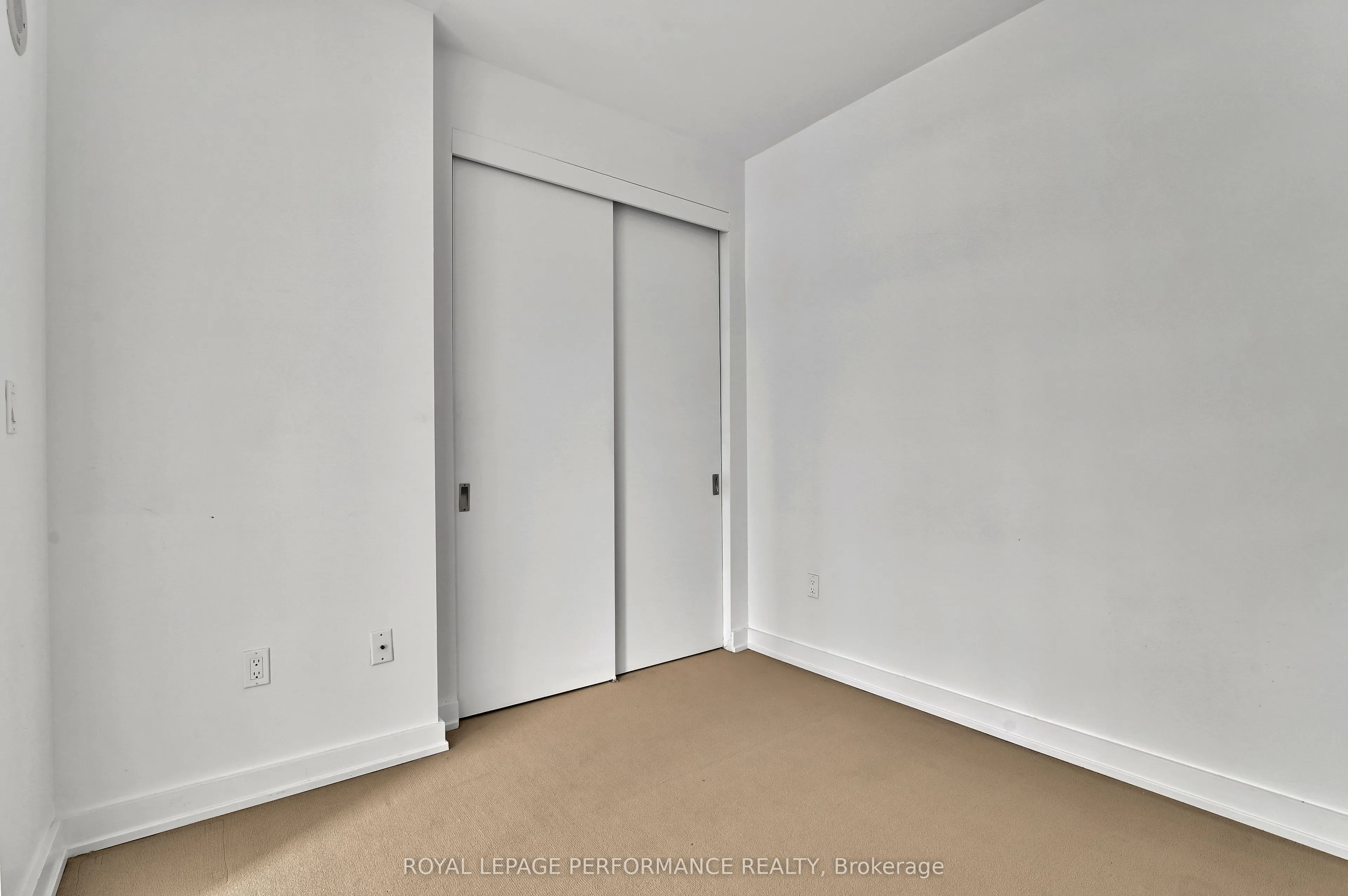 111 Champagne Avenue S #202