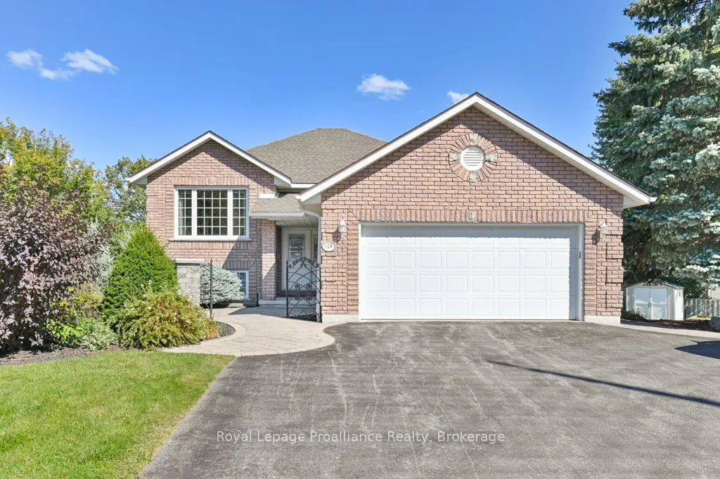 128 Maple Drive