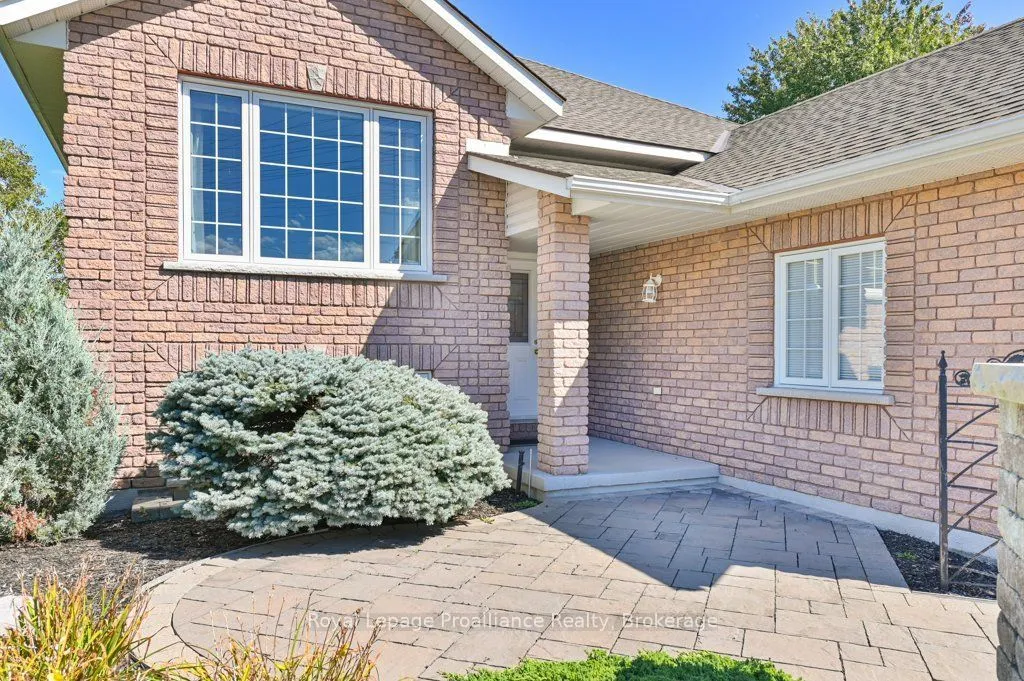 128 Maple Drive